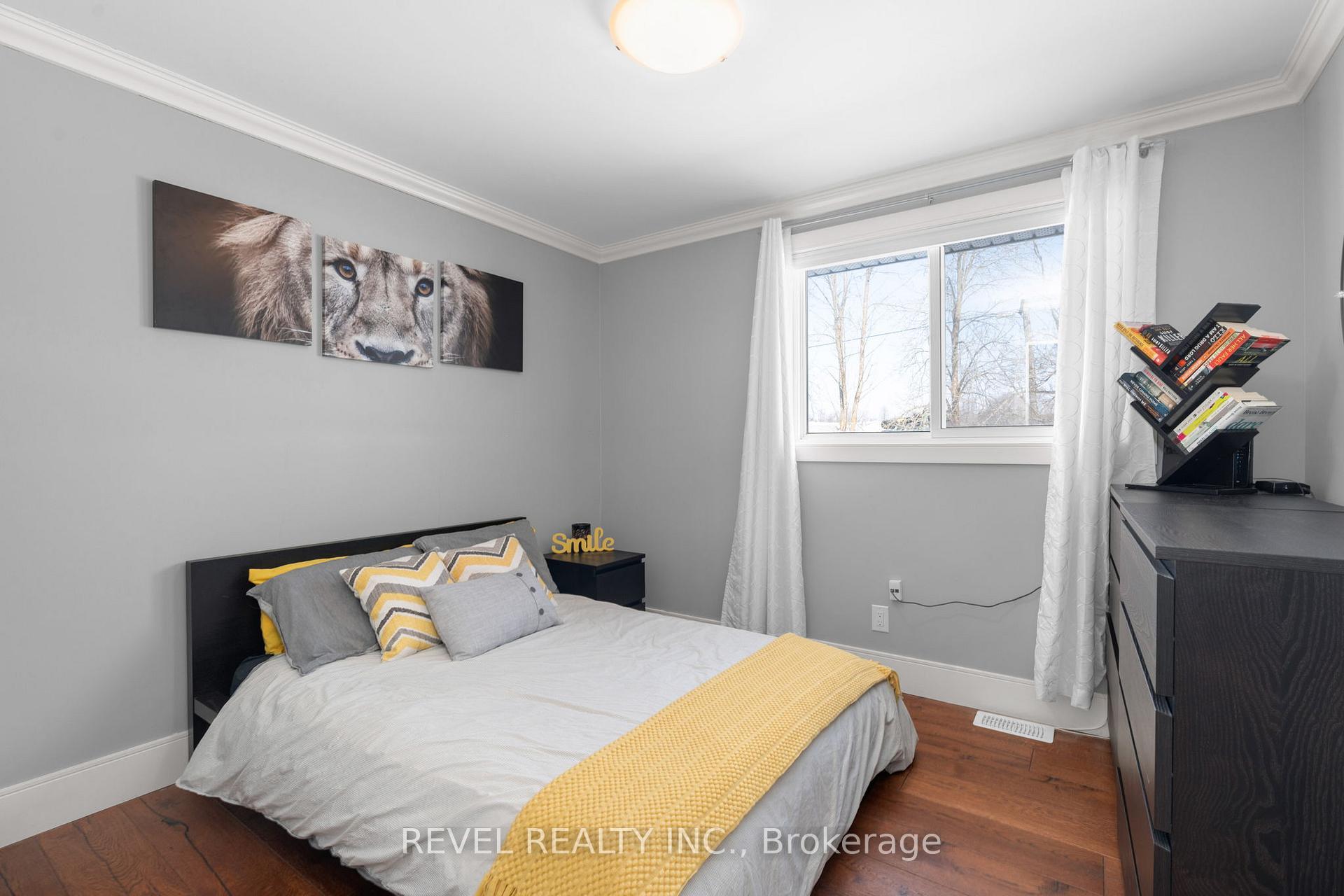 Photo 10 of 6537 9 County Road, Clearview, Rural Clearview — HOMEH
