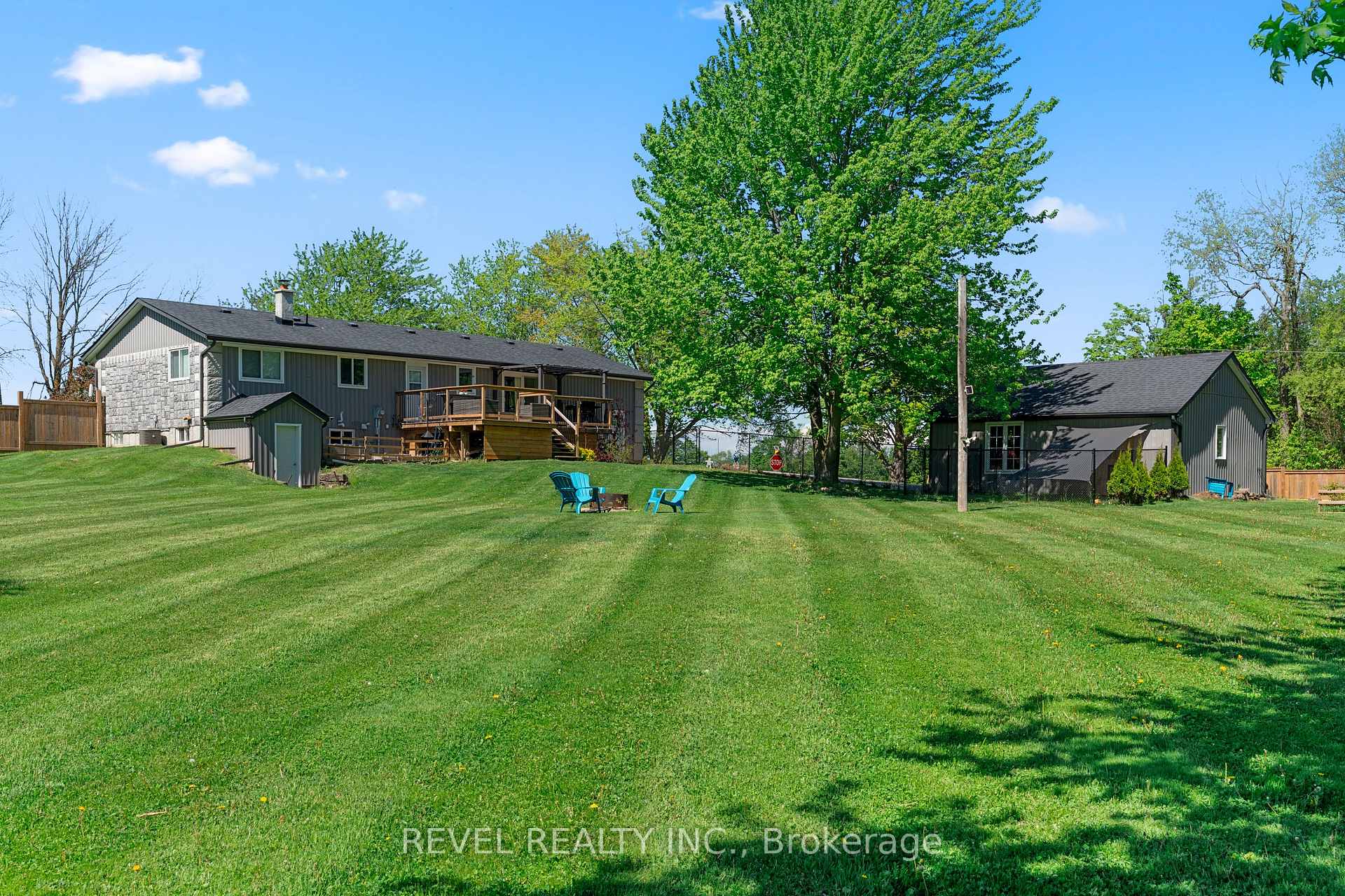 Photo 33 of 6537 9 County Road, Clearview, Rural Clearview — HOMEH