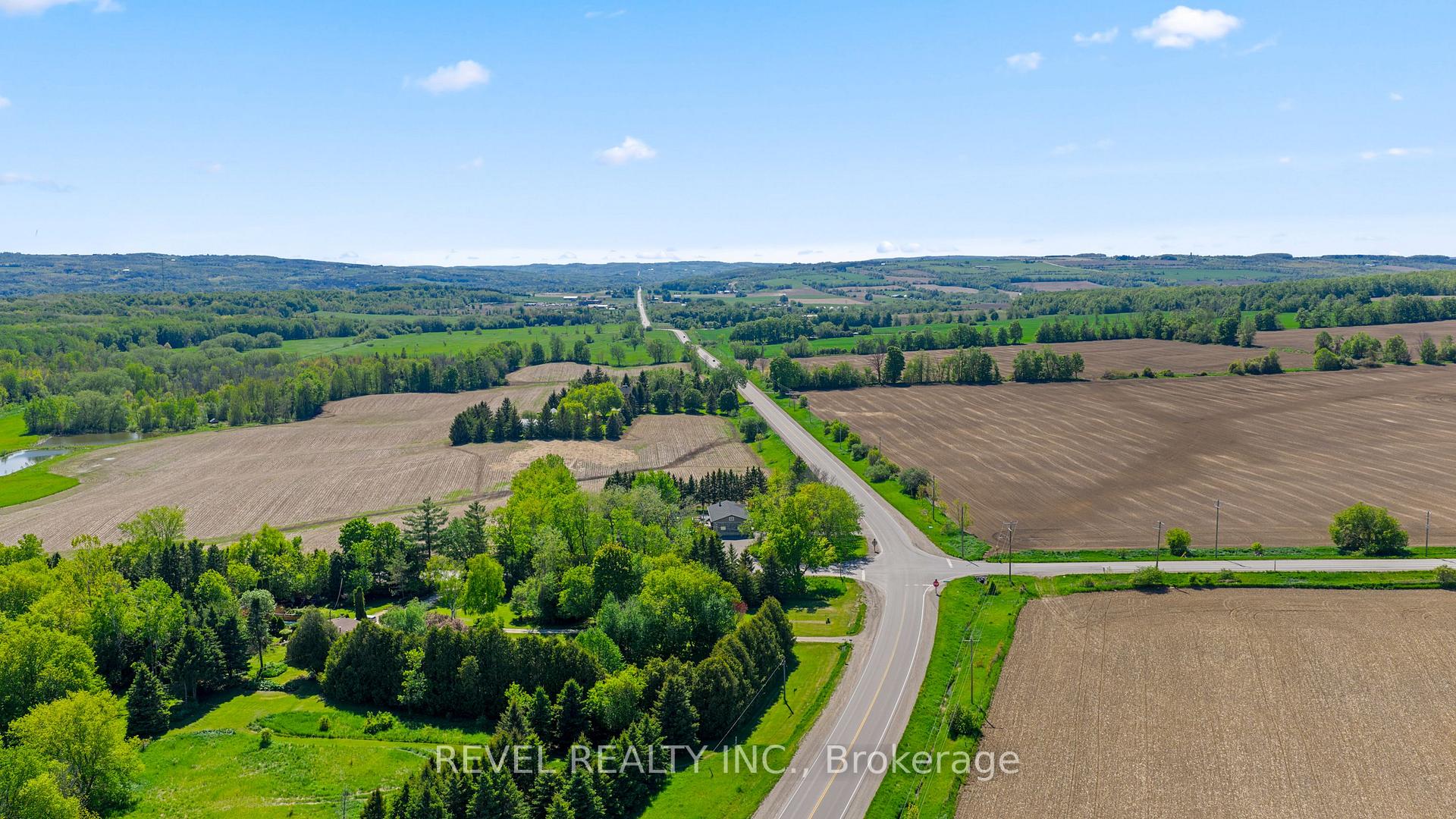 Photo 36 of 6537 9 County Road, Clearview, Rural Clearview — HOMEH