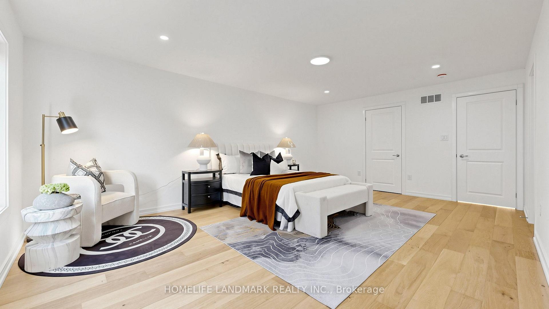 Photo 54 of 88 Waniska Avenue, Etobicoke, Stonegate-Queensway — HOMEH