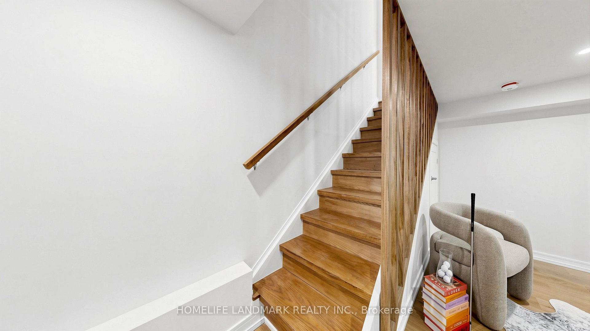 Photo 76 of 88 Waniska Avenue, Etobicoke, Stonegate-Queensway — HOMEH