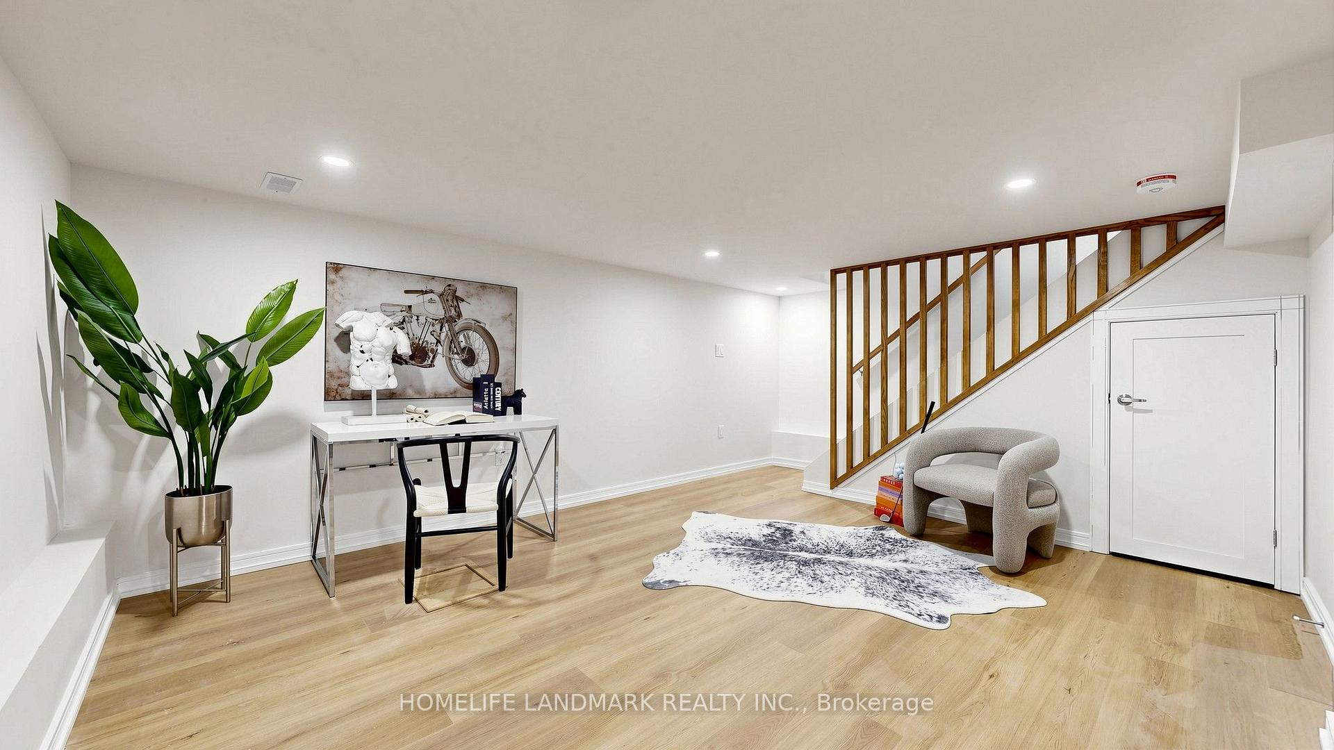 Photo 78 of 88 Waniska Avenue, Etobicoke, Stonegate-Queensway — HOMEH