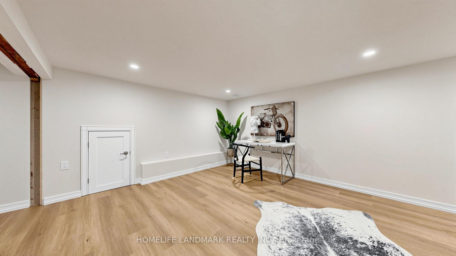 Photo 80 of 88 Waniska Avenue, Etobicoke, Stonegate-Queensway — HOMEH
