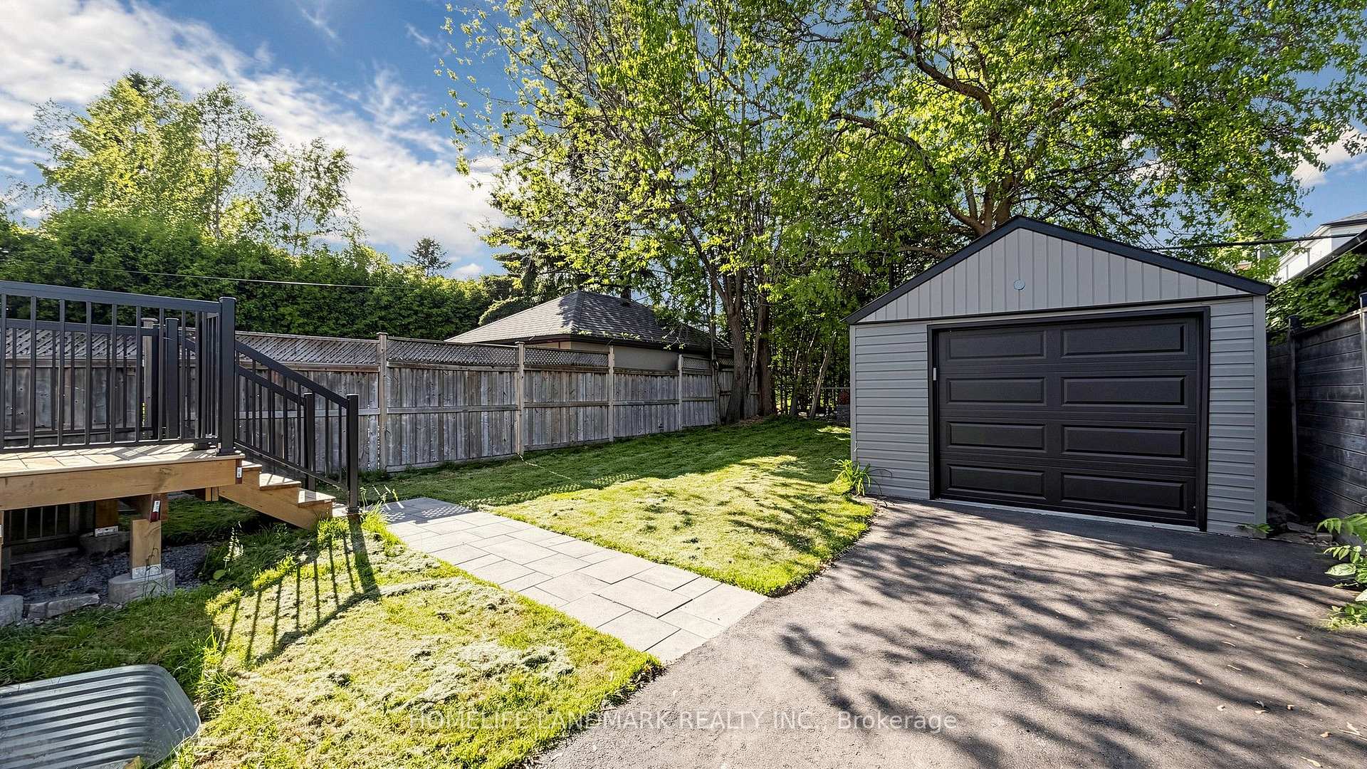 Photo 94 of 88 Waniska Avenue, Etobicoke, Stonegate-Queensway — HOMEH