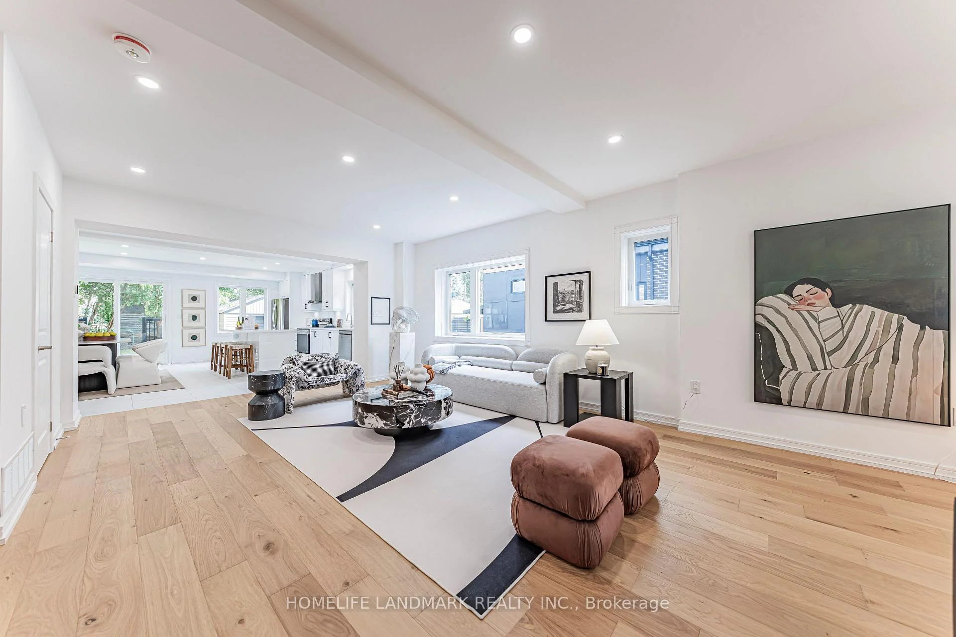 Photo 7 of 88 Waniska Avenue, Etobicoke, Stonegate-Queensway — HOMEH