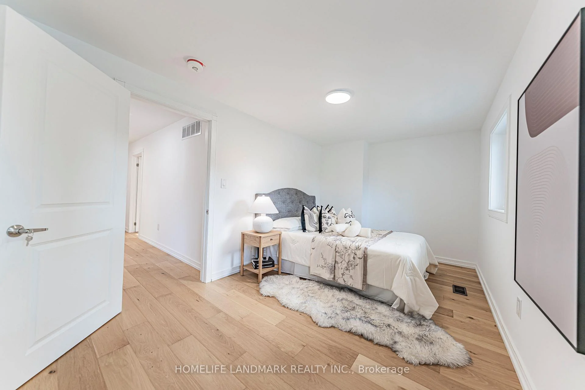Photo 47 of 88 Waniska Avenue, Etobicoke, Stonegate-Queensway — HOMEH