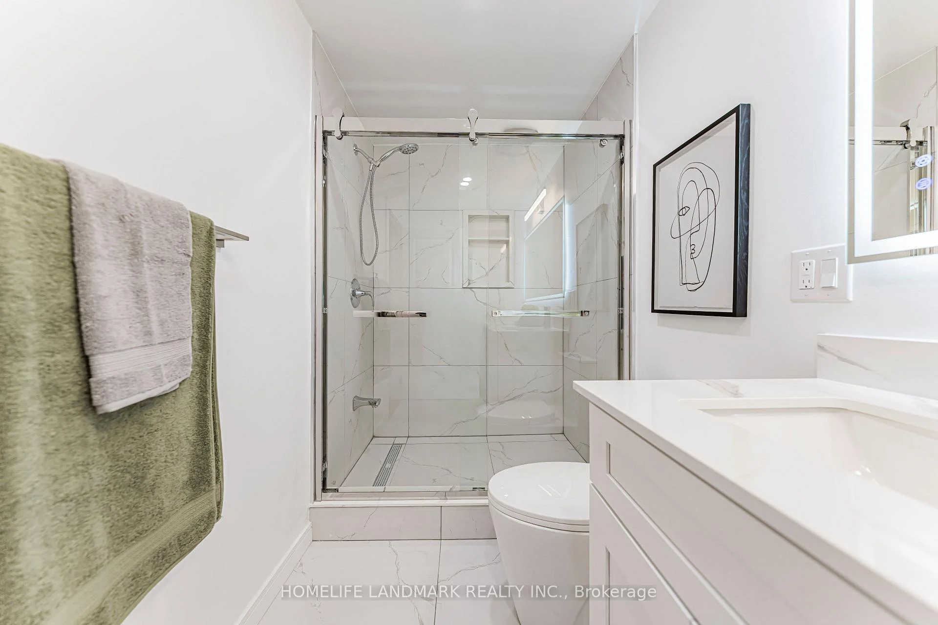 Photo 59 of 88 Waniska Avenue, Etobicoke, Stonegate-Queensway — HOMEH