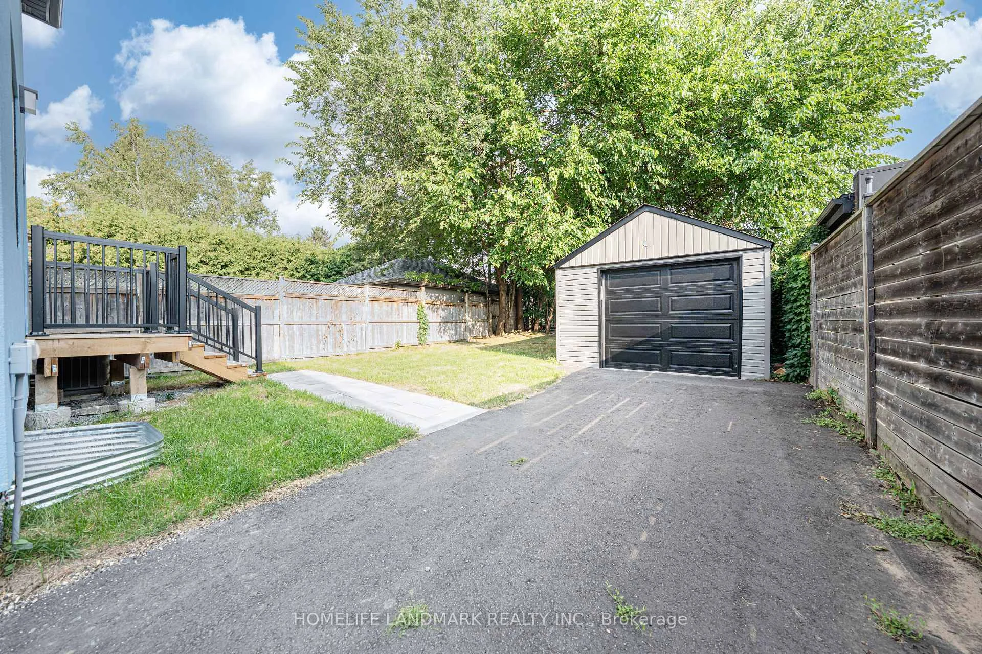 Photo 83 of 88 Waniska Avenue, Etobicoke, Stonegate-Queensway — HOMEH