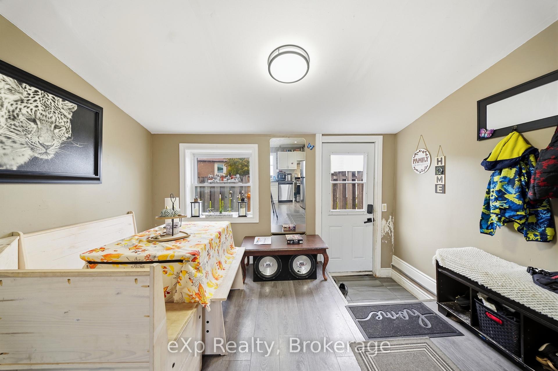 Photo 5 of 213 Station Street, Belleville, Belleville Ward — HOMEH