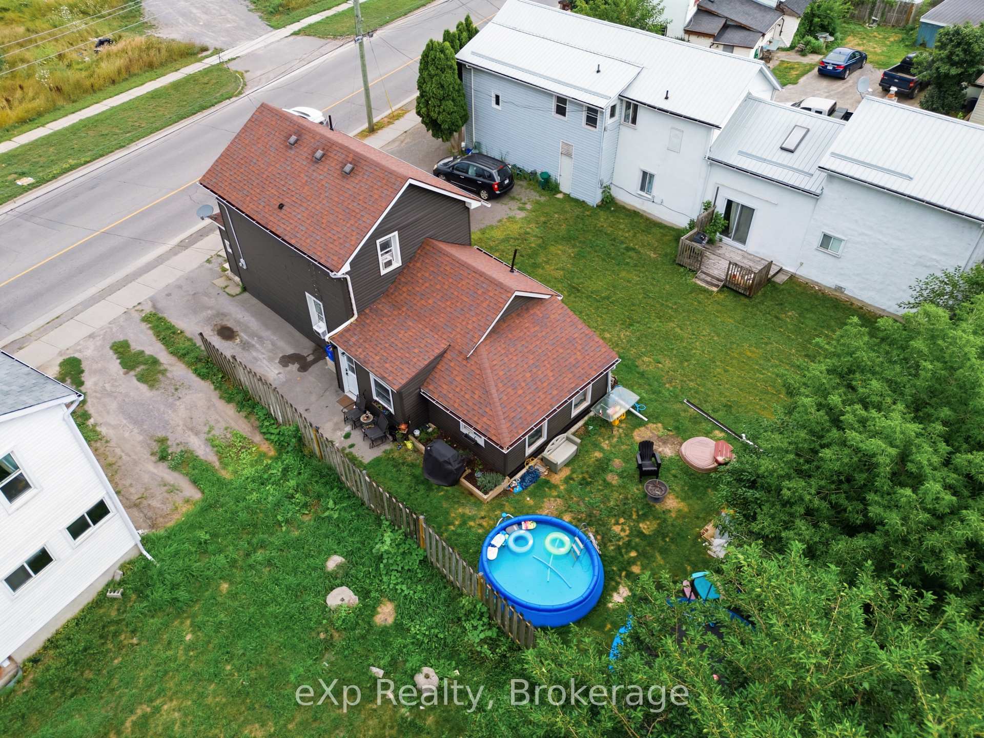 Photo 27 of 213 Station Street, Belleville, Belleville Ward — HOMEH