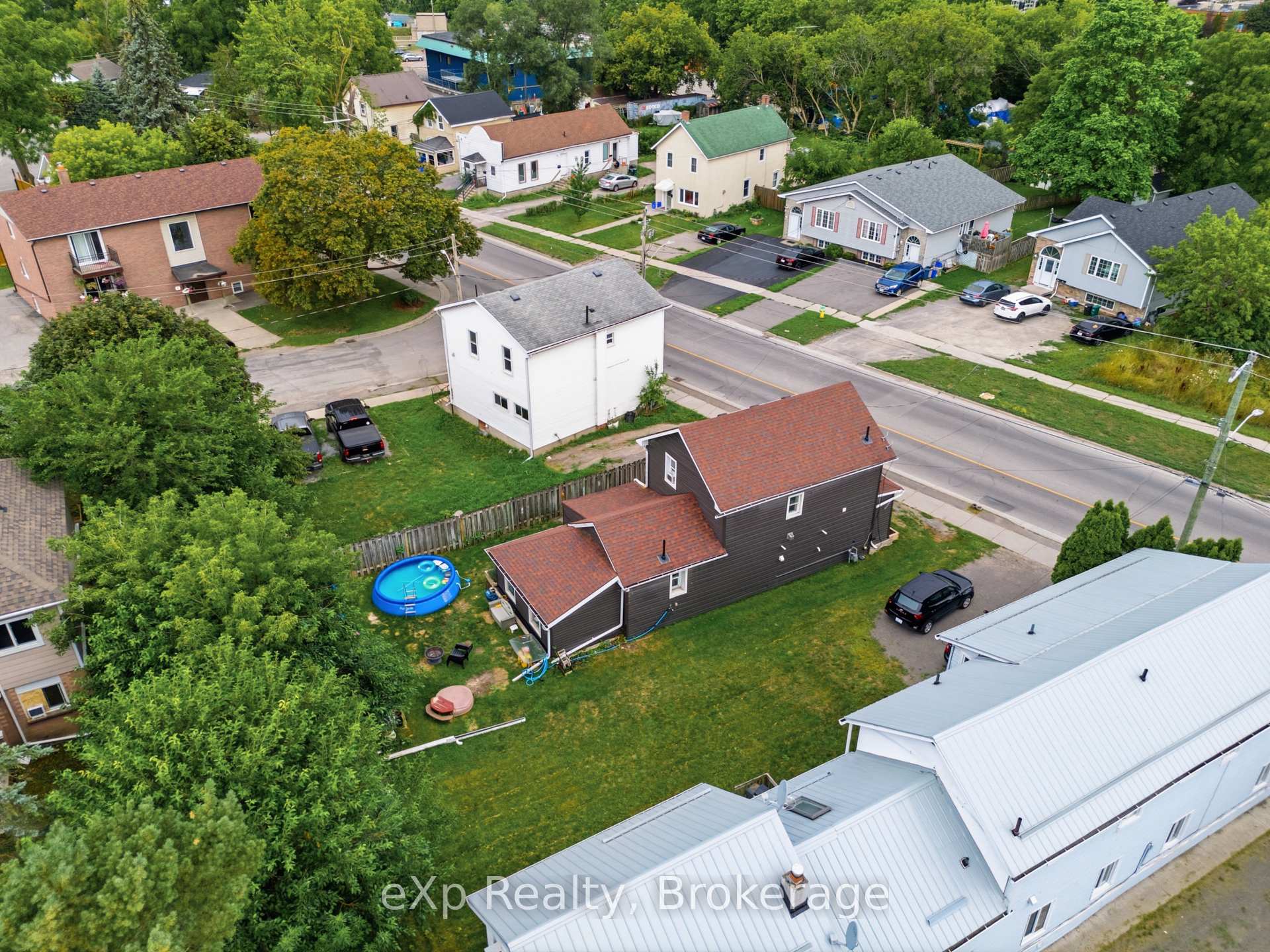 Photo 33 of 213 Station Street, Belleville, Belleville Ward — HOMEH