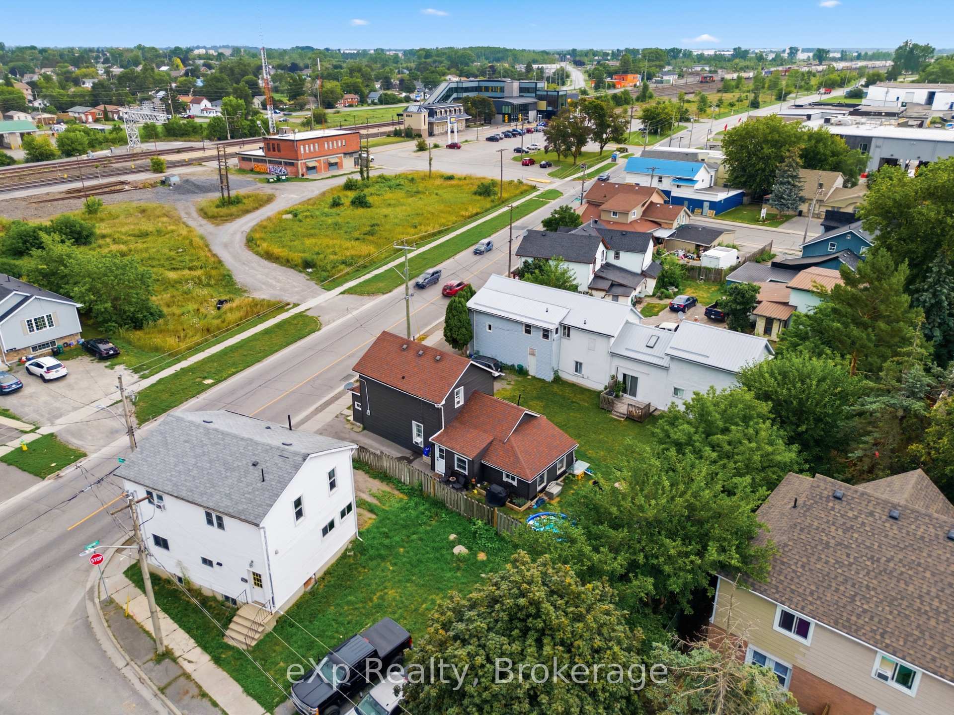 Photo 34 of 213 Station Street, Belleville, Belleville Ward — HOMEH
