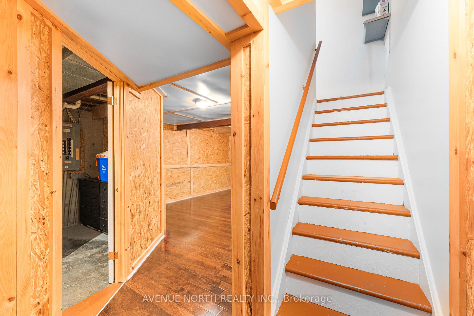 Photo 18 of 104 Bannerhill Private, Ottawa, Heron Gate/Industrial Park — HOMEH