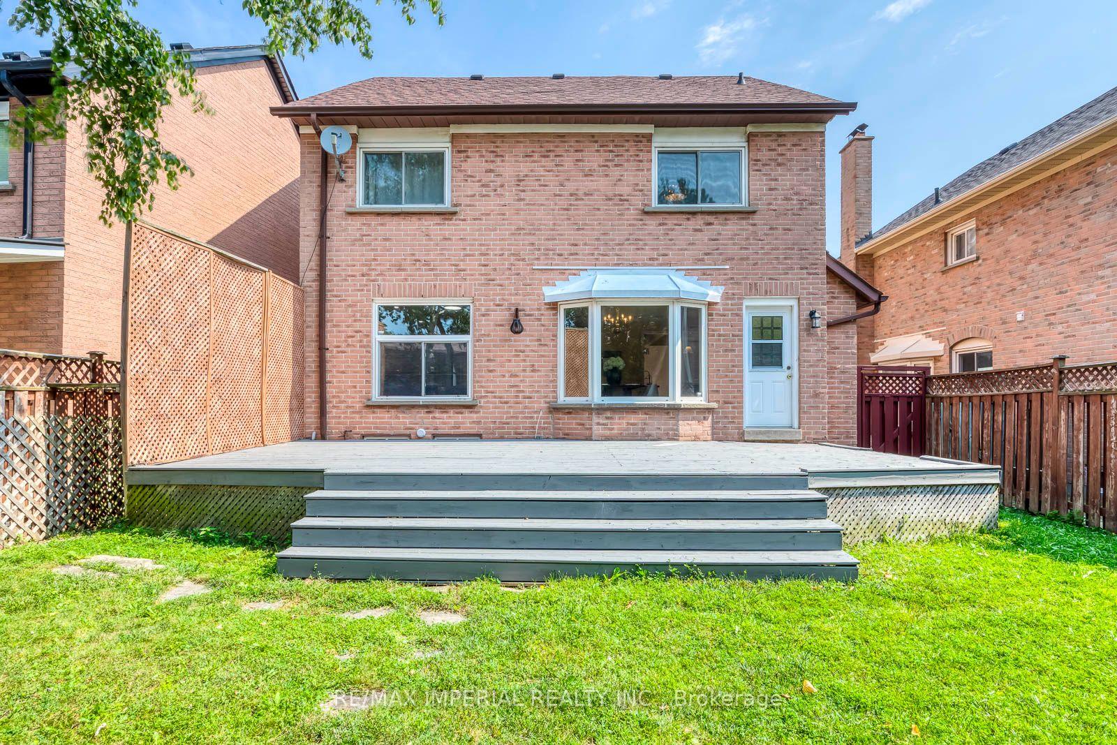 Photo 51 of 4303 Mayflower Drive, Mississauga, Hurontario — HOMEH