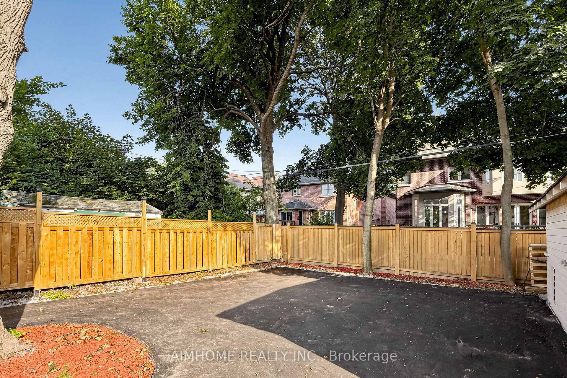 Photo 41 of 95 Steeles Avenue E, North York, Newtonbrook East — HOMEH