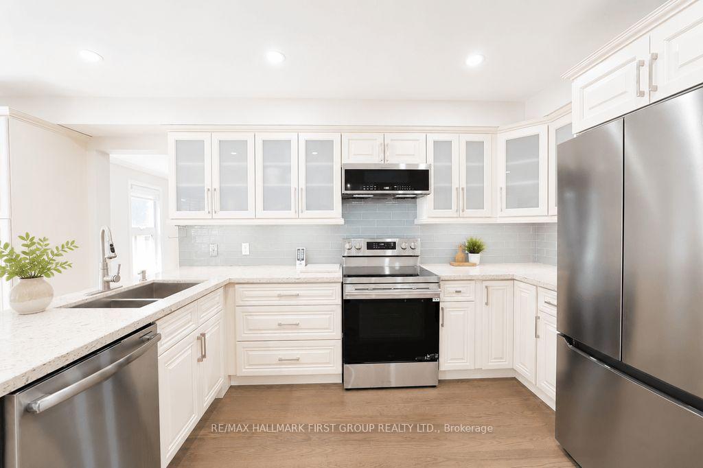 Photo 13 of 1818 Dencourt Drive, Pickering, Amberlea — HOMEH