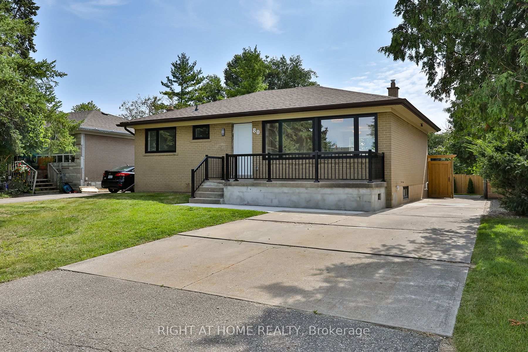 Photo 1 of 80 Stephen Drive, Caledon, Bolton West — HOMEH