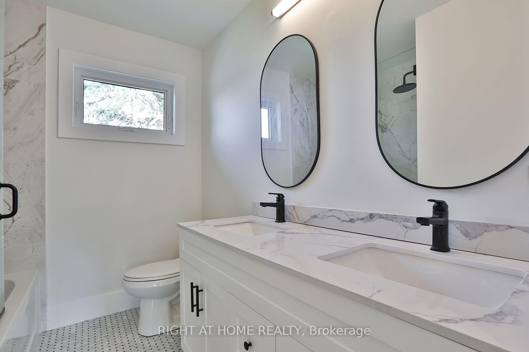 Photo 10 of 80 Stephen Drive, Caledon, Bolton West — HOMEH