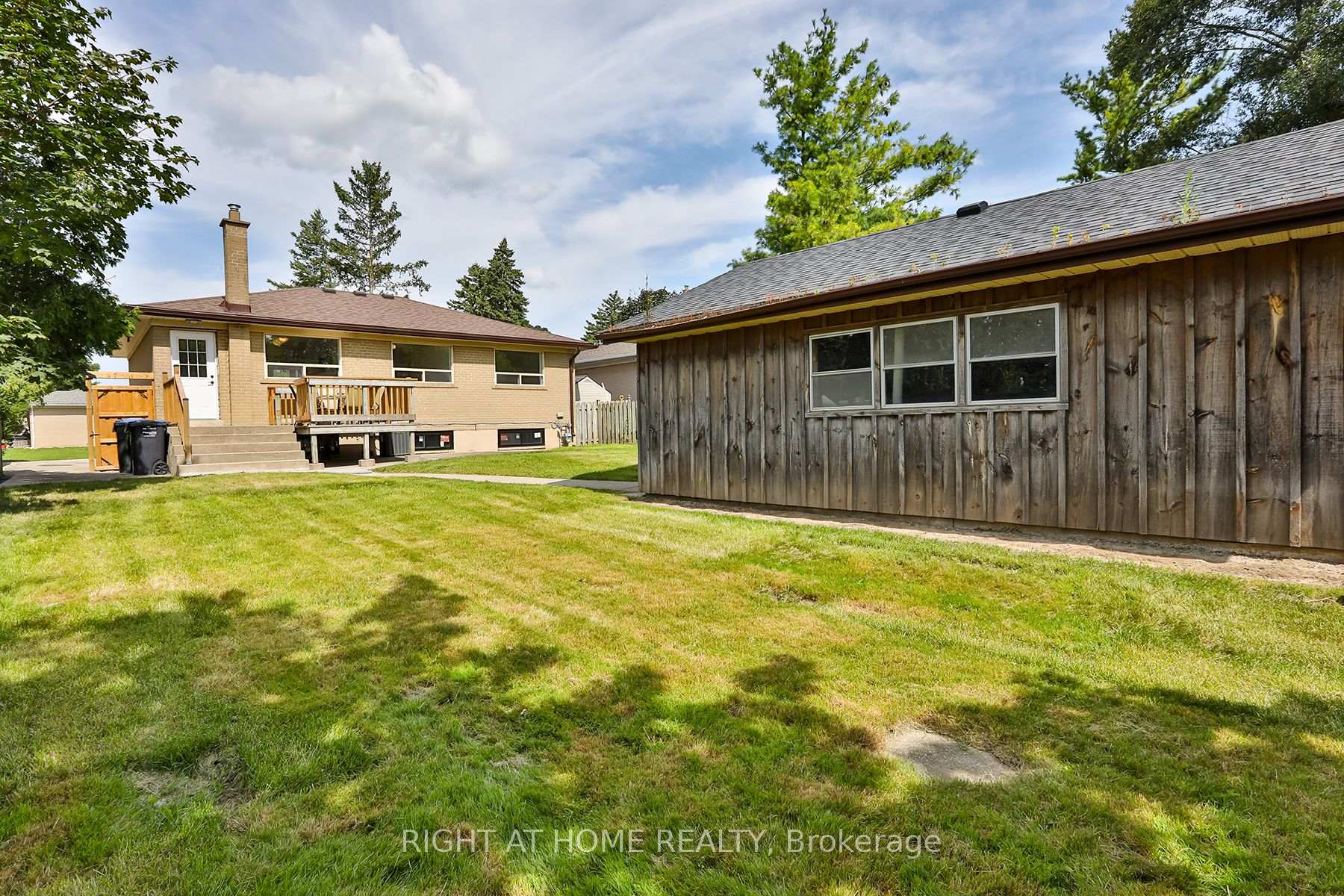 Photo 14 of 80 Stephen Drive, Caledon, Bolton West — HOMEH