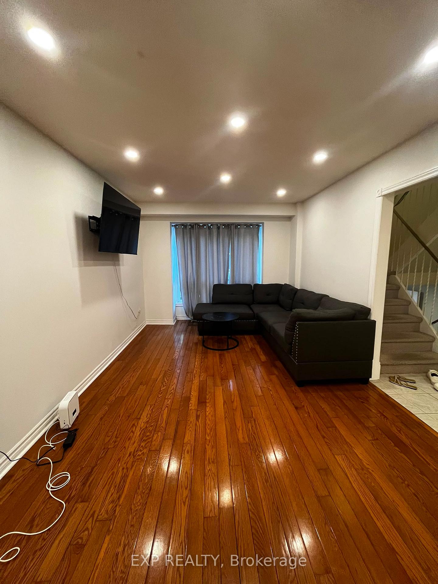 Photo 4 of Unit 10 - Room C, 22 Pearson Street, Oshawa, O'Neill — HOMEH