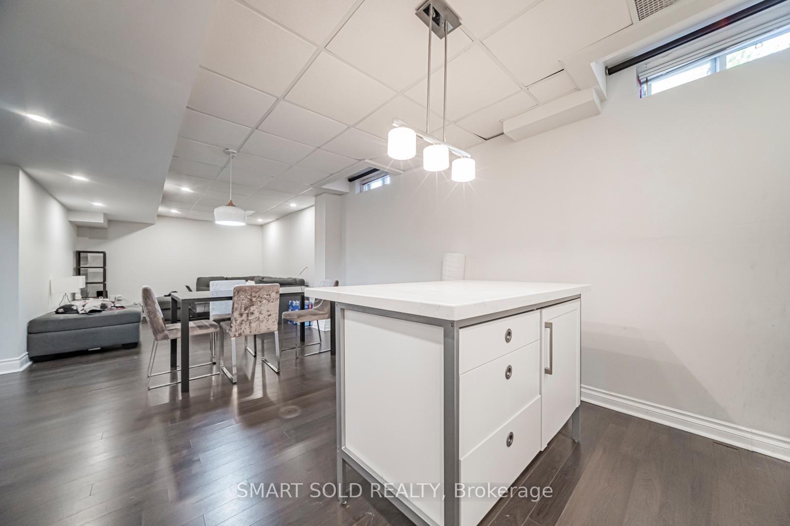 Photo 35 of 8 Gordon Weeden Road, Markham, Greensborough — HOMEH