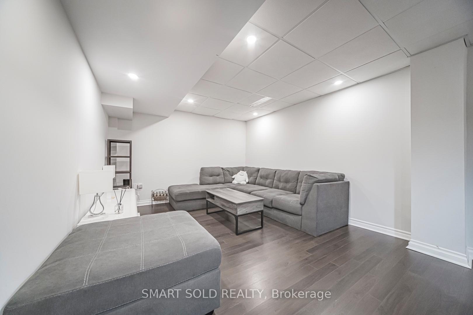 Photo 36 of 8 Gordon Weeden Road, Markham, Greensborough — HOMEH