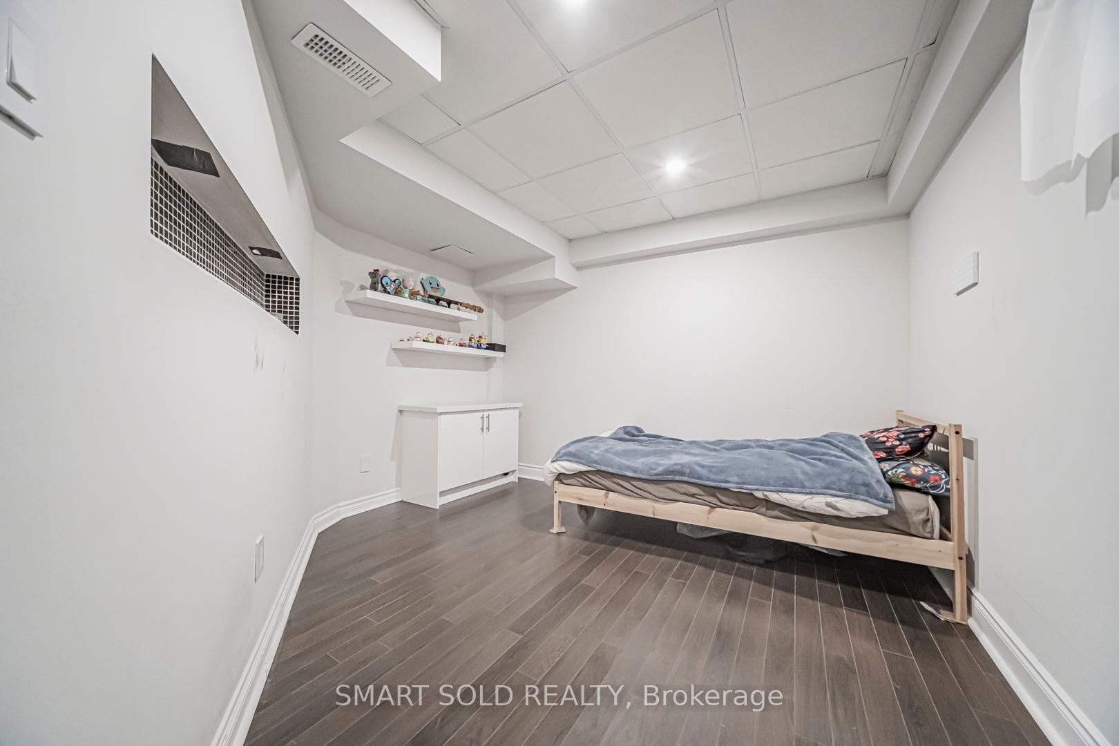 Photo 39 of 8 Gordon Weeden Road, Markham, Greensborough — HOMEH