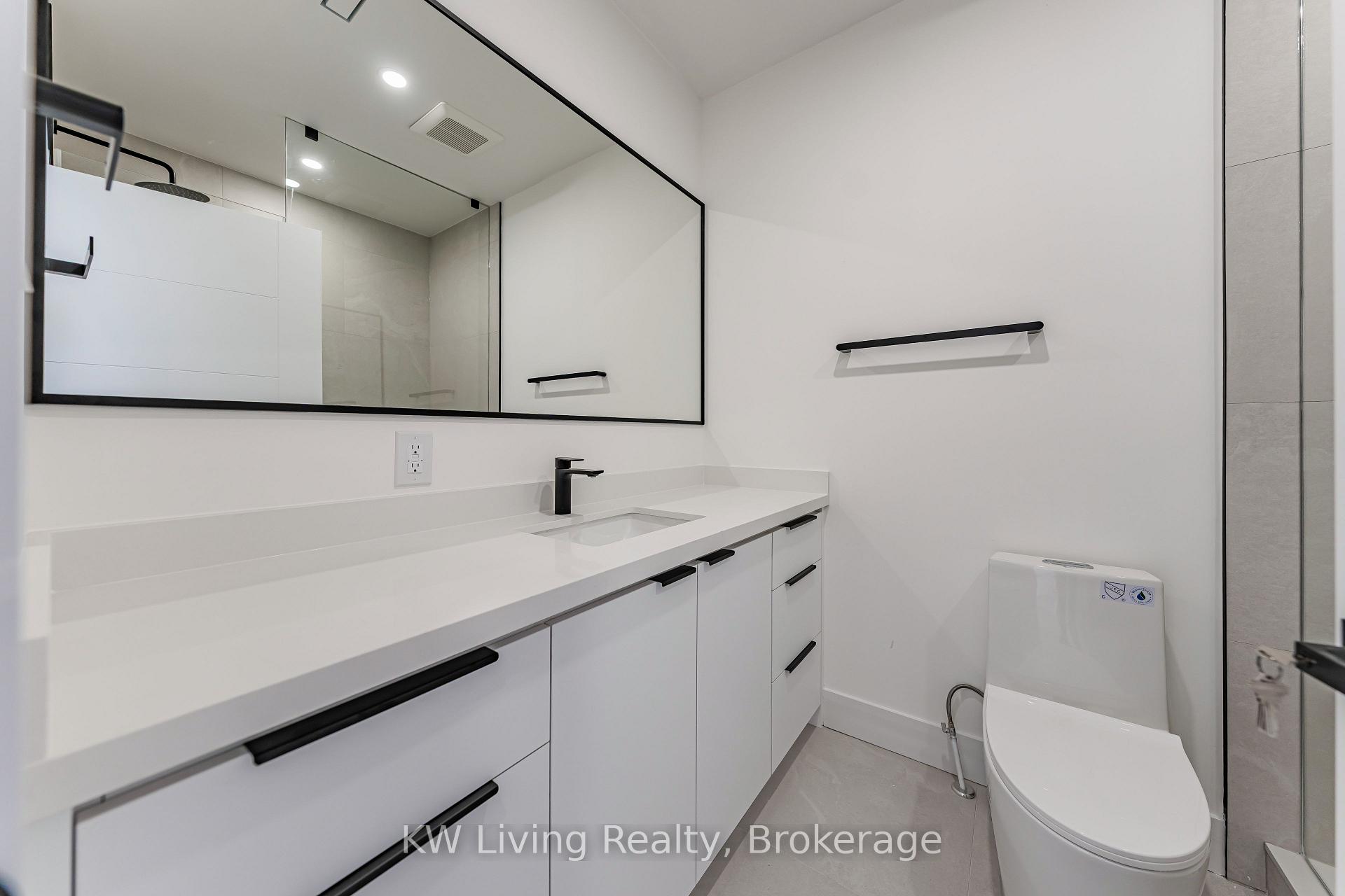 Photo 14 of 712 Eglinton Avenue E, Toronto, Leaside — HOMEH