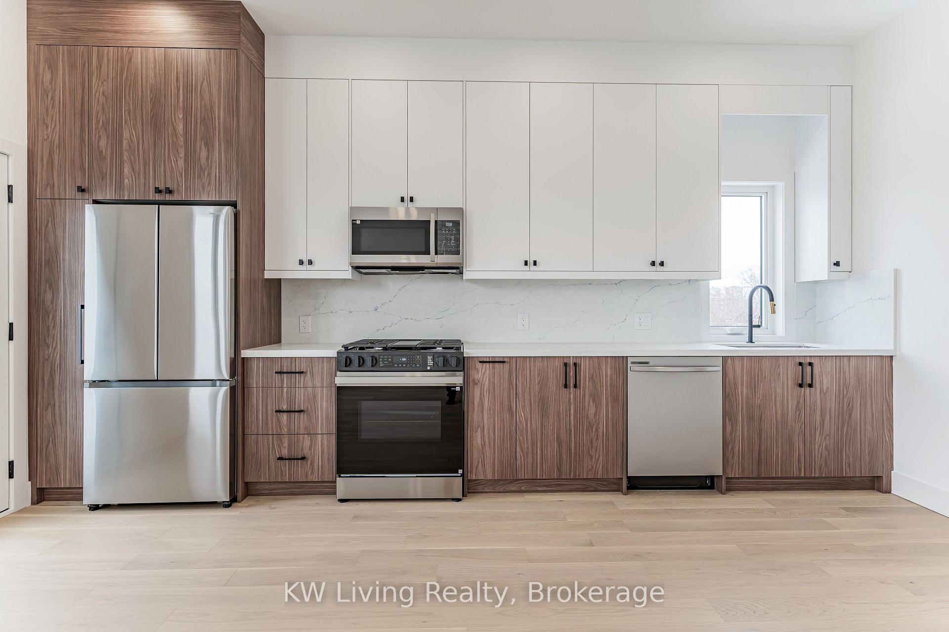 Photo 39 of 712 Eglinton Avenue E, Toronto, Leaside — HOMEH