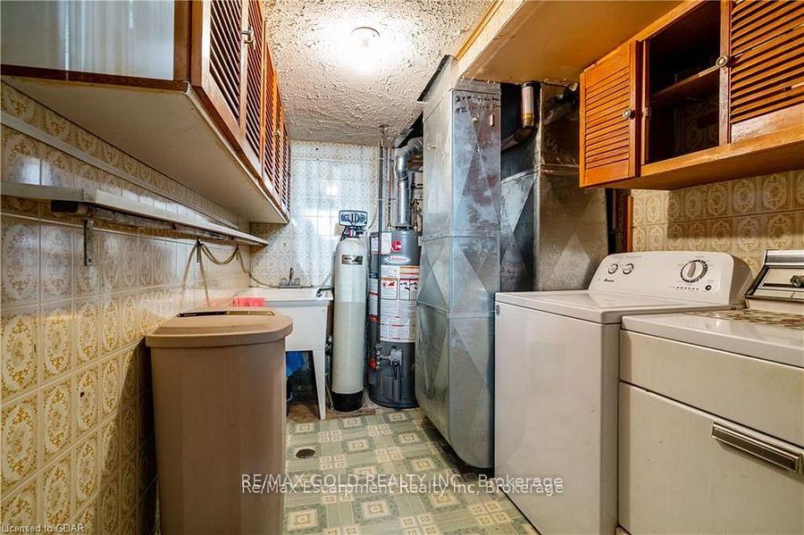 Photo 16 of 54 Bakersfield Drive, Cambridge, Christopher-Champlain — HOMEH