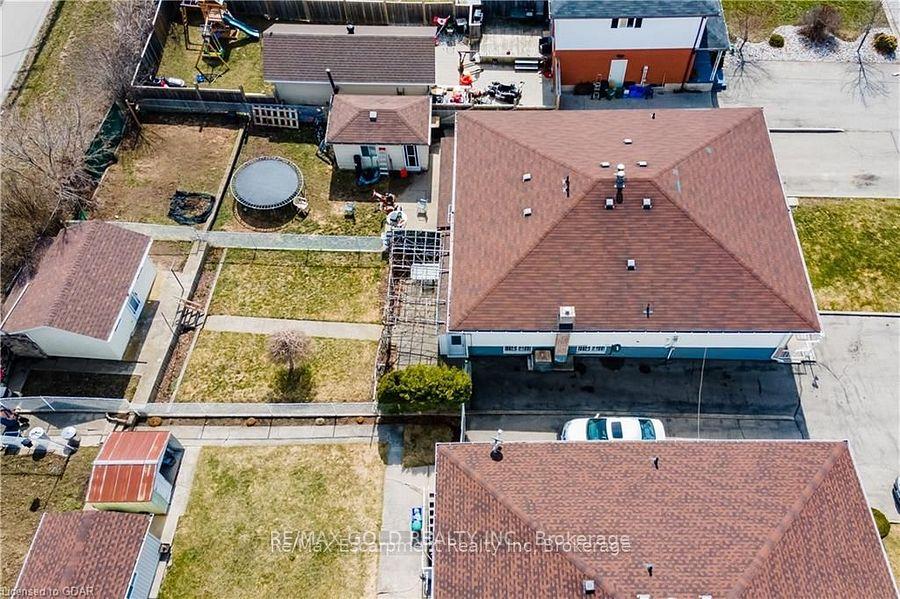 Photo 20 of 54 Bakersfield Drive, Cambridge, Christopher-Champlain — HOMEH