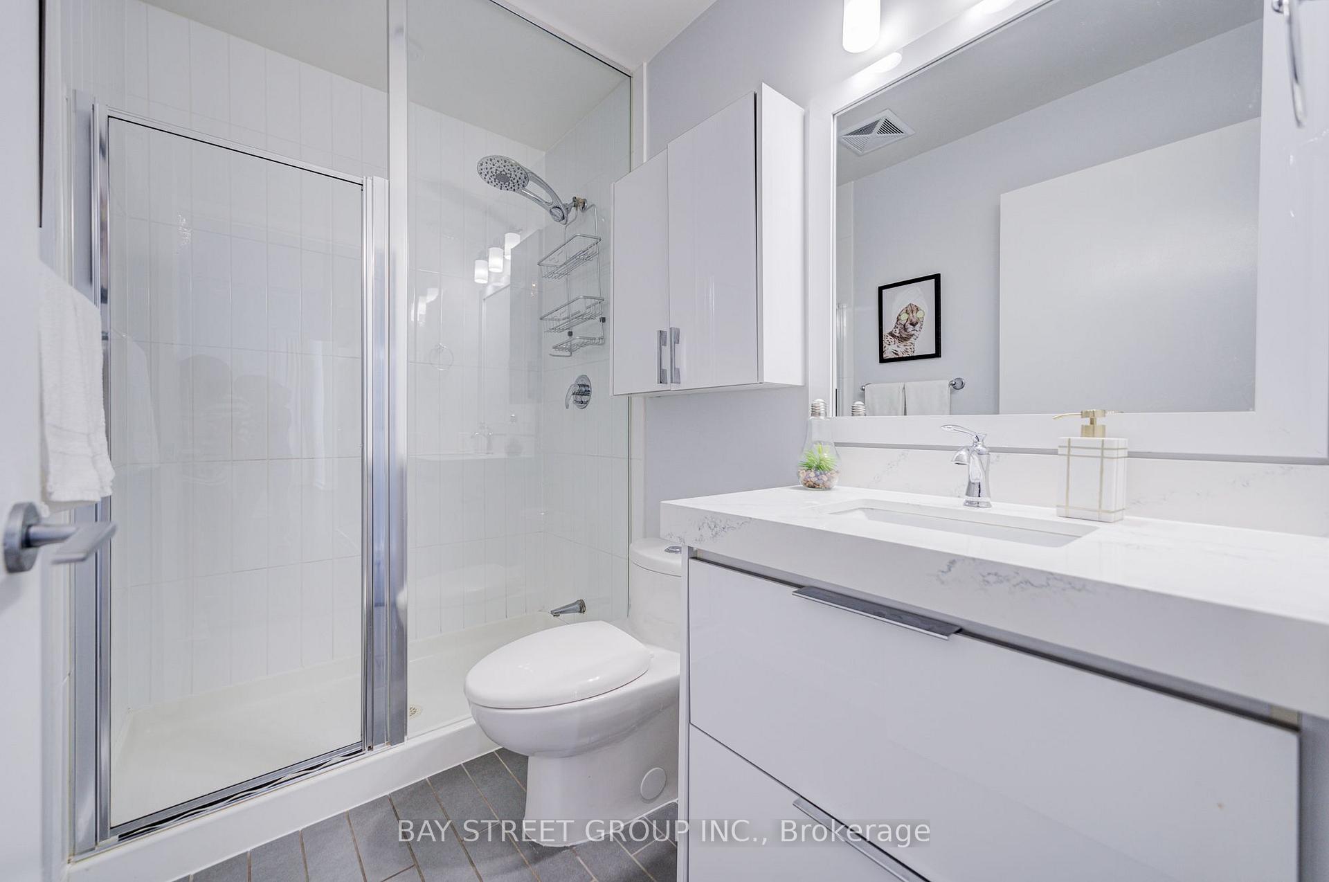 Photo 30 of Unit Ph02, 33 Singer Court, North York, Bayview Village — HOMEH