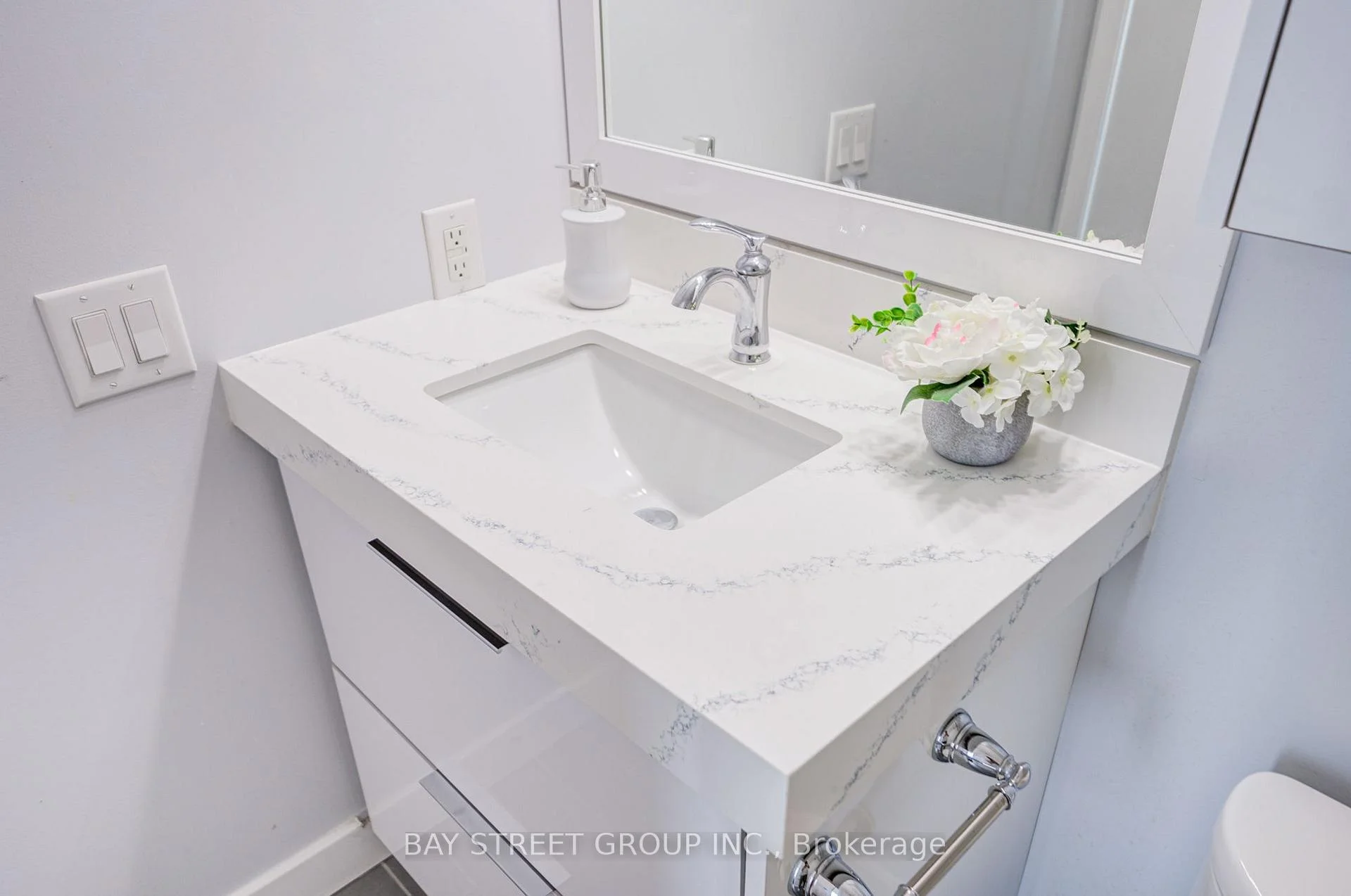 Photo 55 of Unit Ph02, 33 Singer Court, North York, Bayview Village — HOMEH