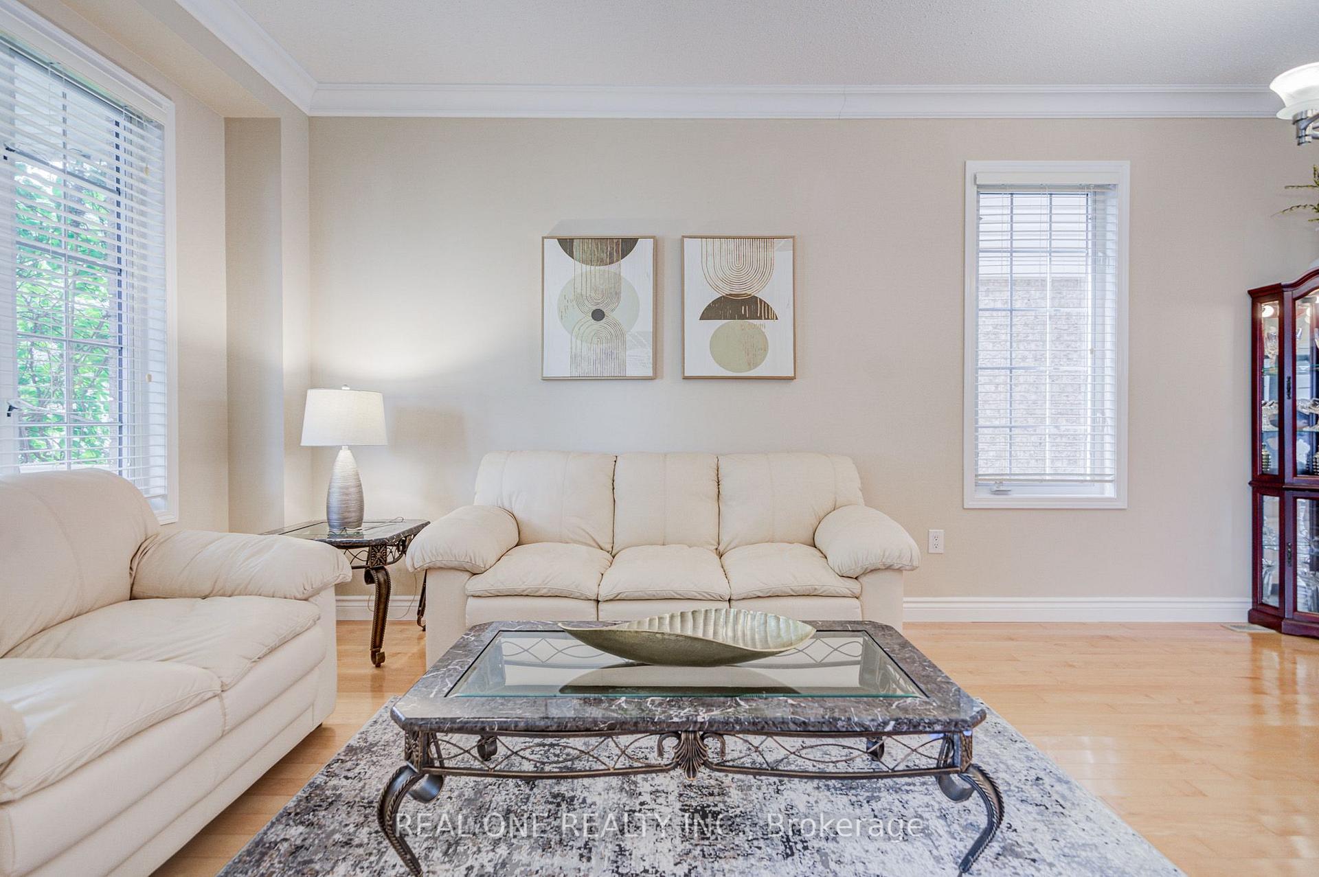 Photo 9 of 739 Philbrook Drive, Milton, Coates — HOMEH