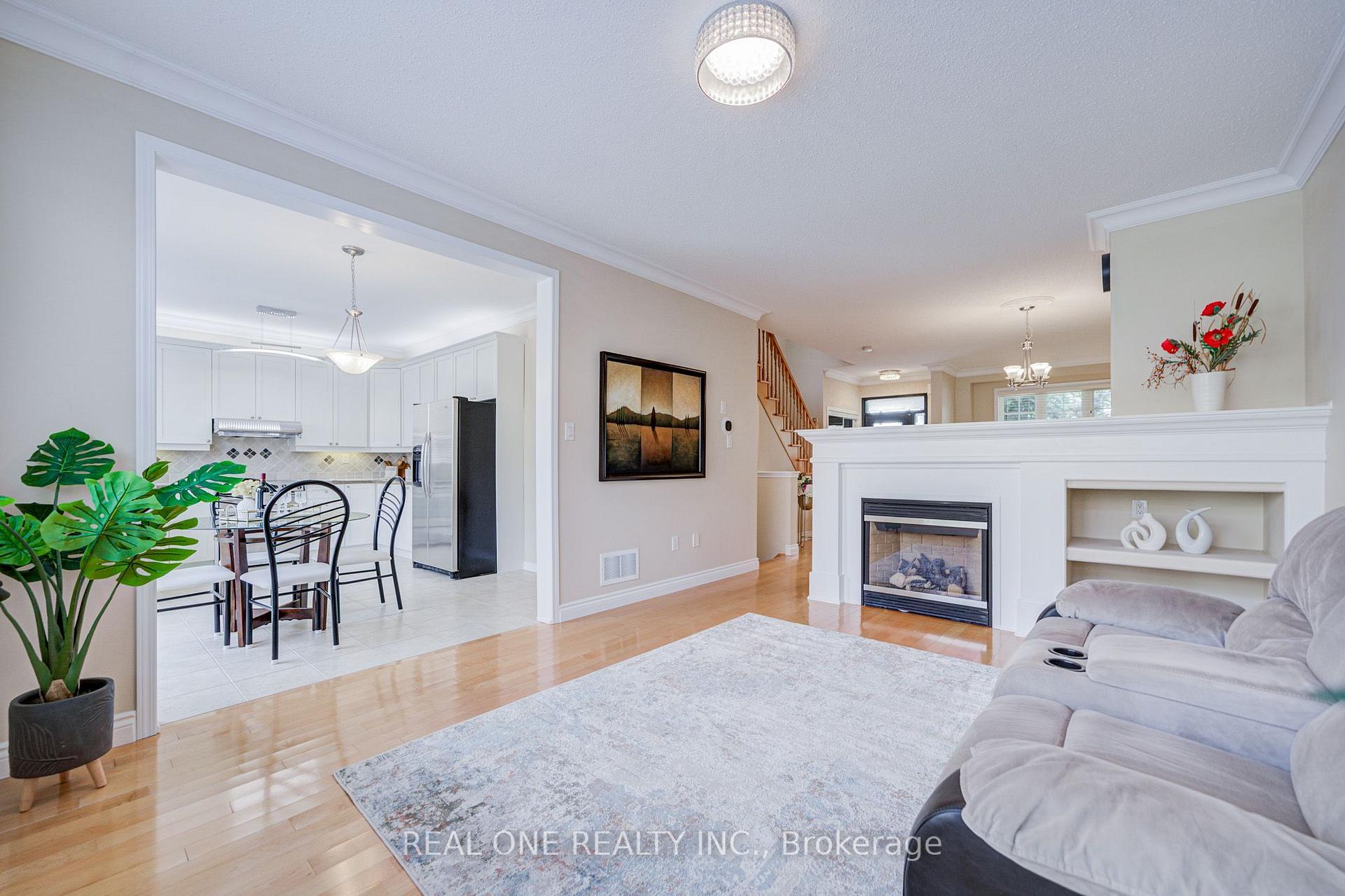 Photo 15 of 739 Philbrook Drive, Milton, Coates — HOMEH