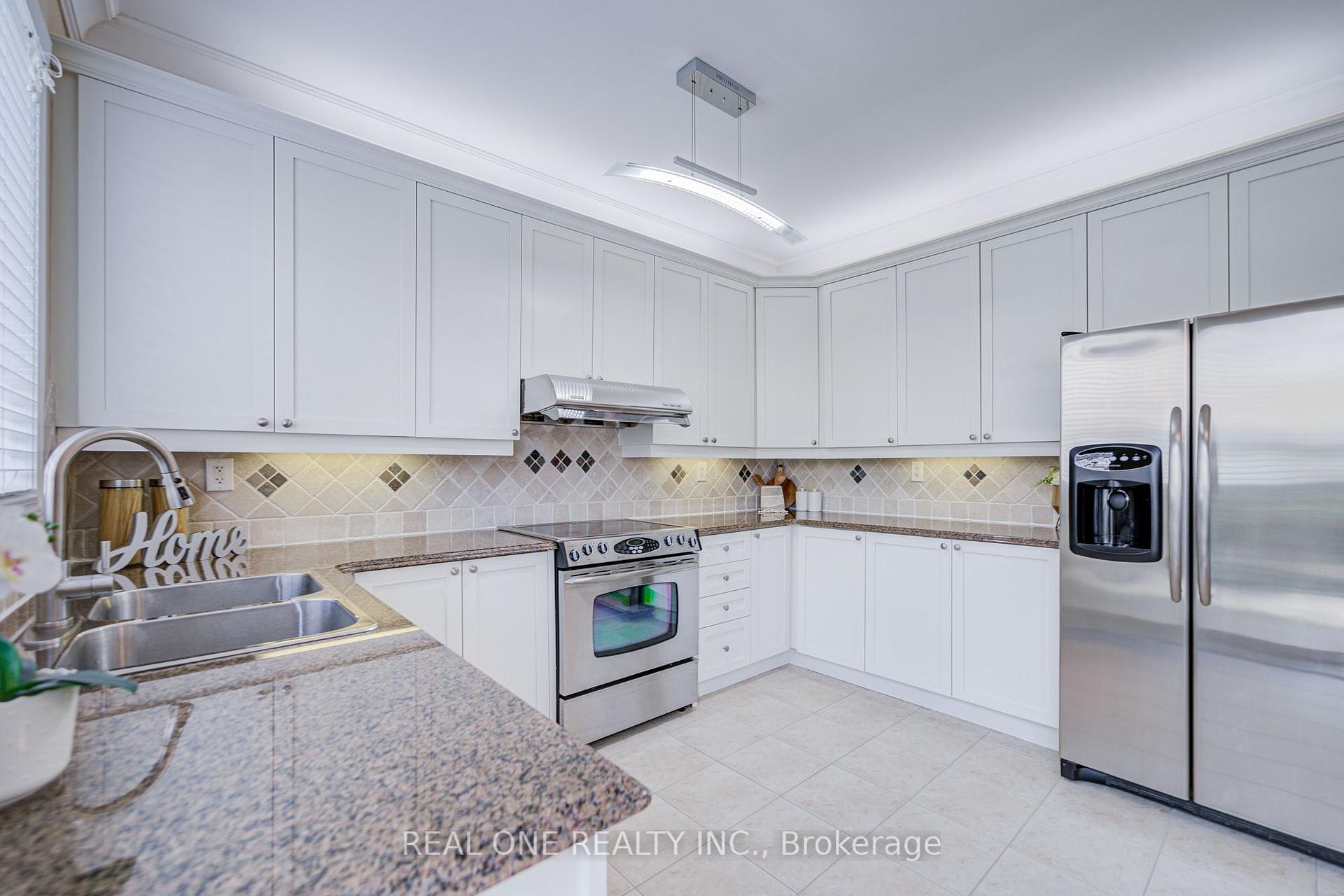 Photo 22 of 739 Philbrook Drive, Milton, Coates — HOMEH