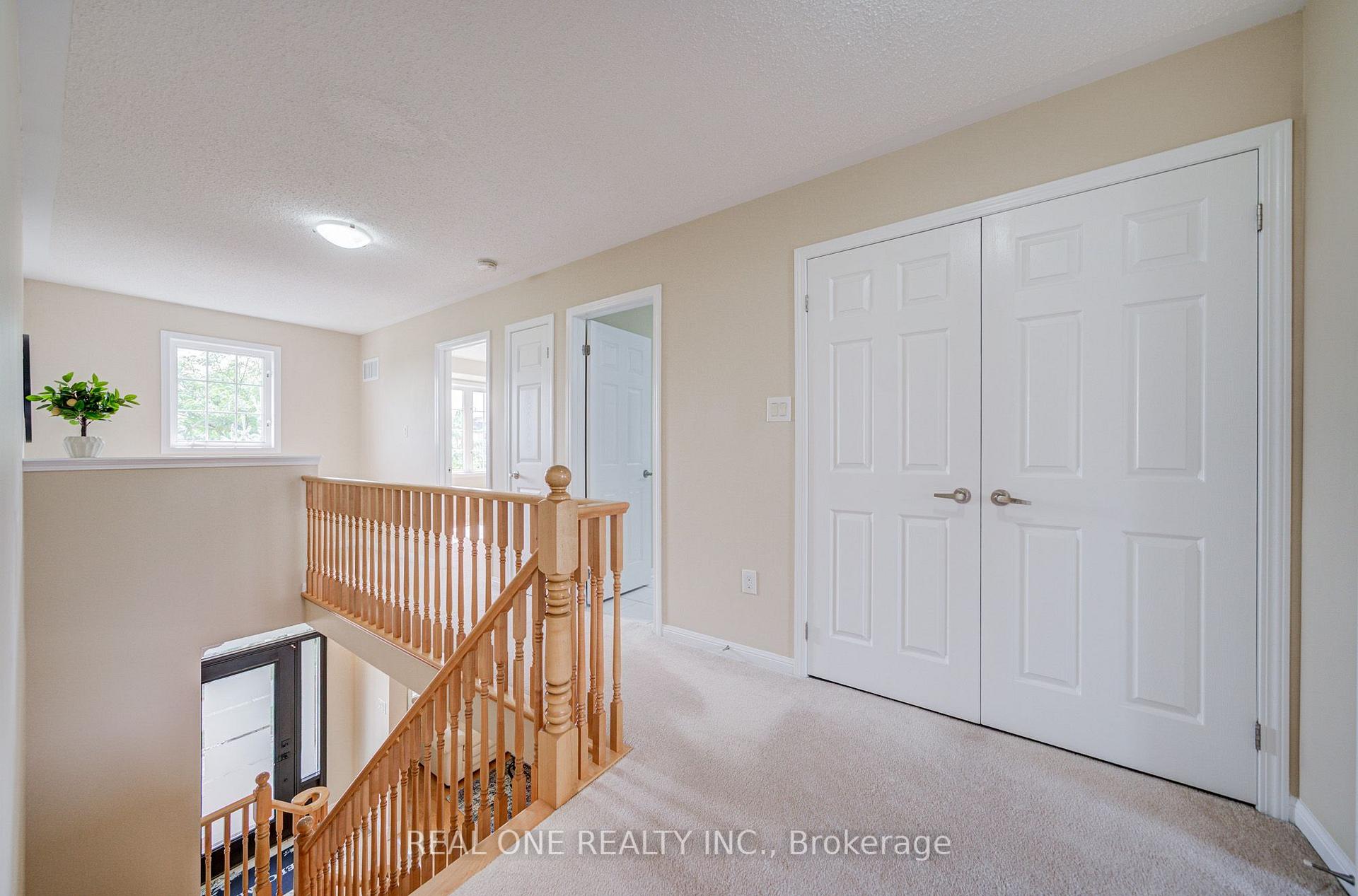 Photo 24 of 739 Philbrook Drive, Milton, Coates — HOMEH