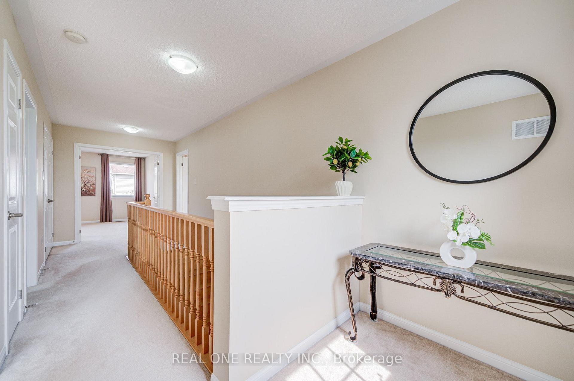 Photo 25 of 739 Philbrook Drive, Milton, Coates — HOMEH