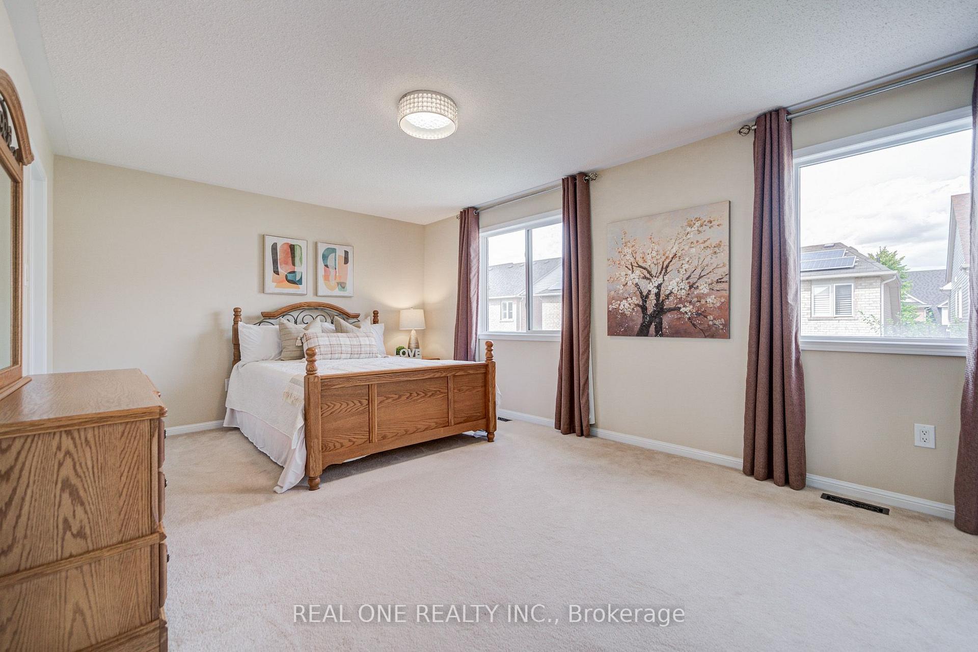 Photo 26 of 739 Philbrook Drive, Milton, Coates — HOMEH