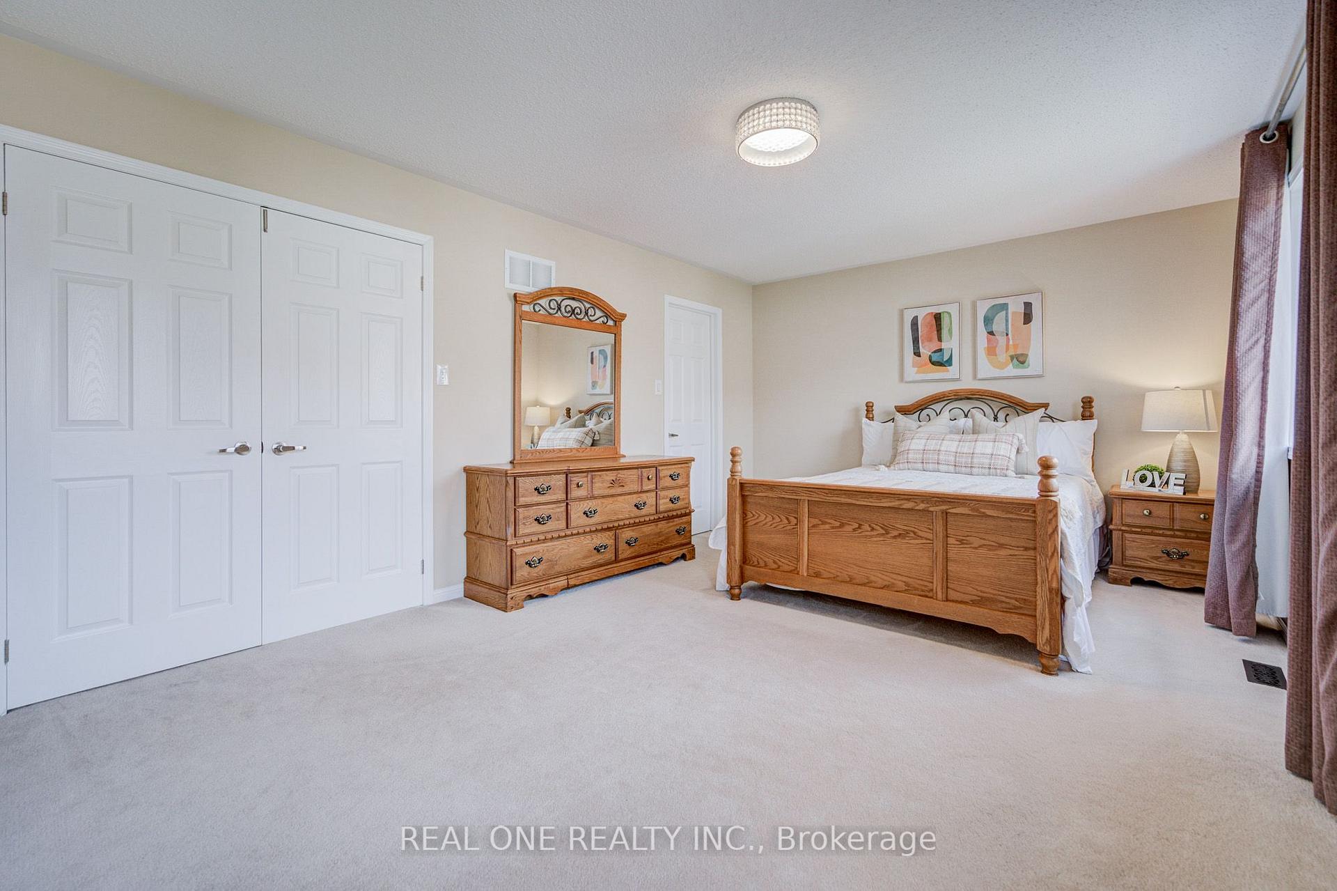 Photo 28 of 739 Philbrook Drive, Milton, Coates — HOMEH