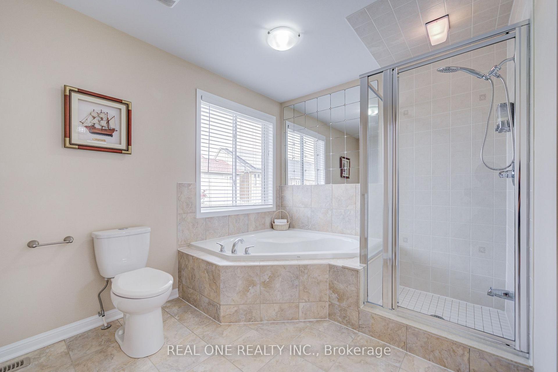 Photo 32 of 739 Philbrook Drive, Milton, Coates — HOMEH