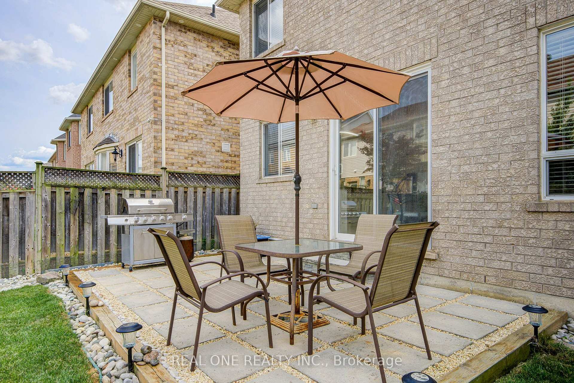 Photo 44 of 739 Philbrook Drive, Milton, Coates — HOMEH