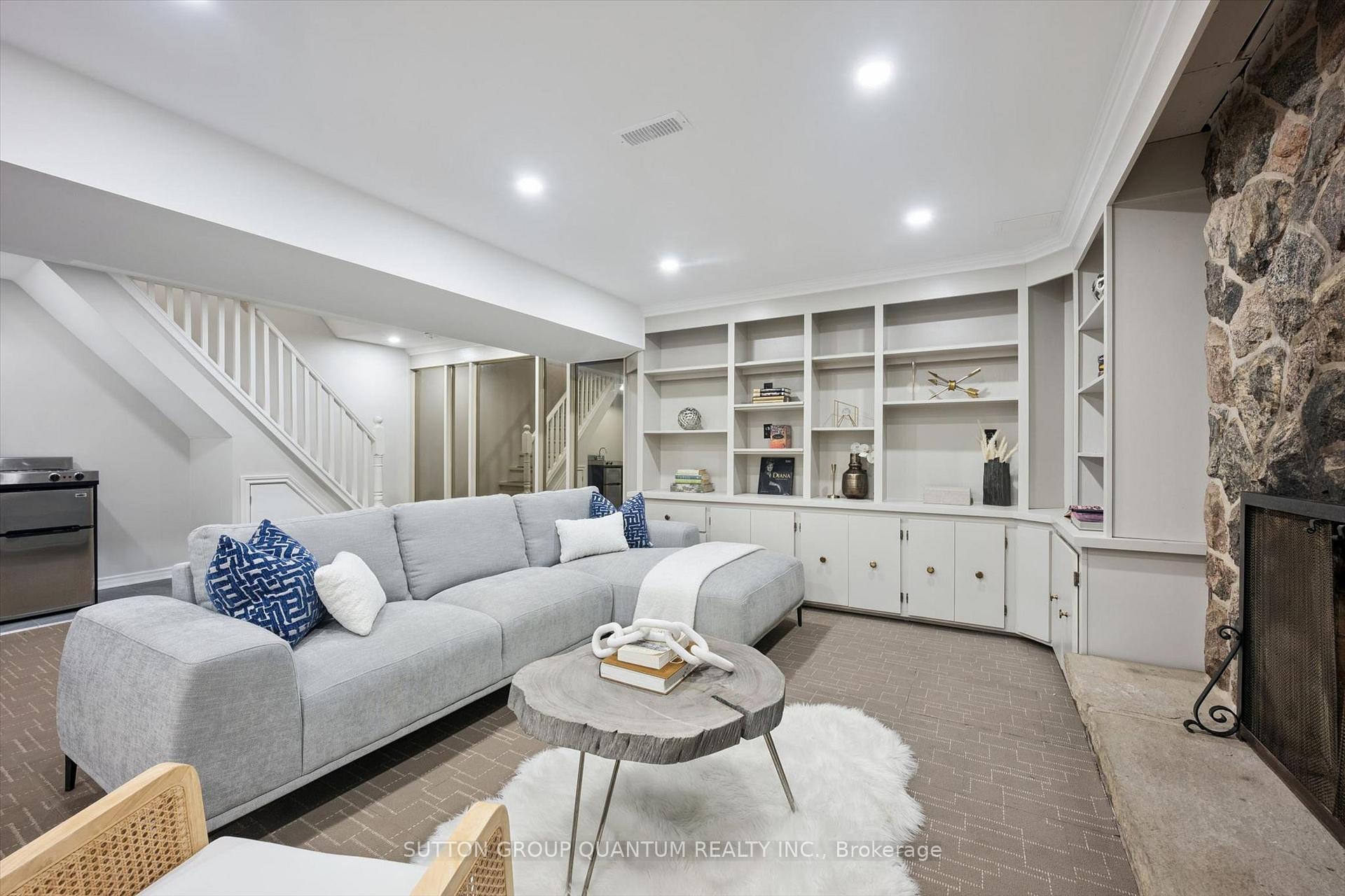 Photo 29 of 1027 Argus Drive, Mississauga, Applewood — HOMEH