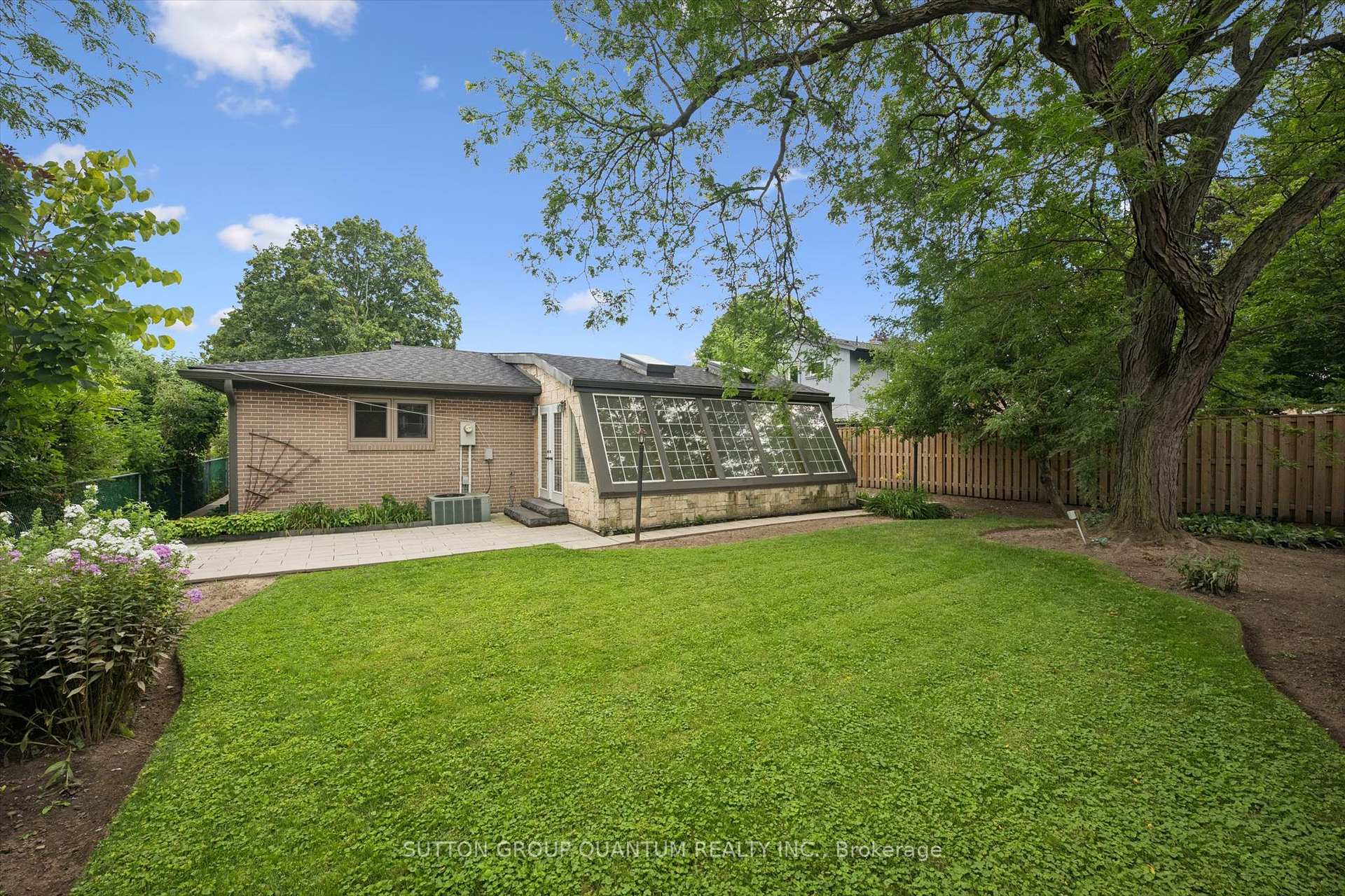 Photo 39 of 1027 Argus Drive, Mississauga, Applewood — HOMEH
