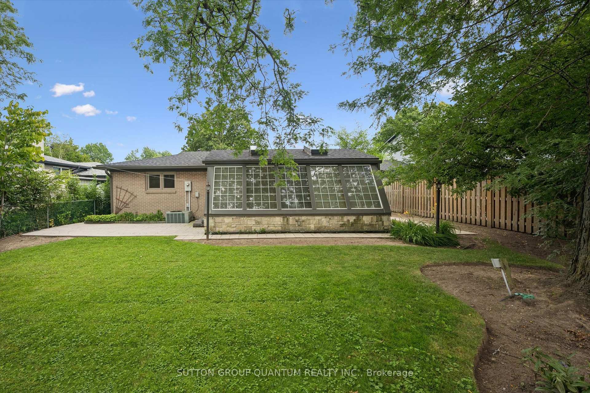 Photo 40 of 1027 Argus Drive, Mississauga, Applewood — HOMEH