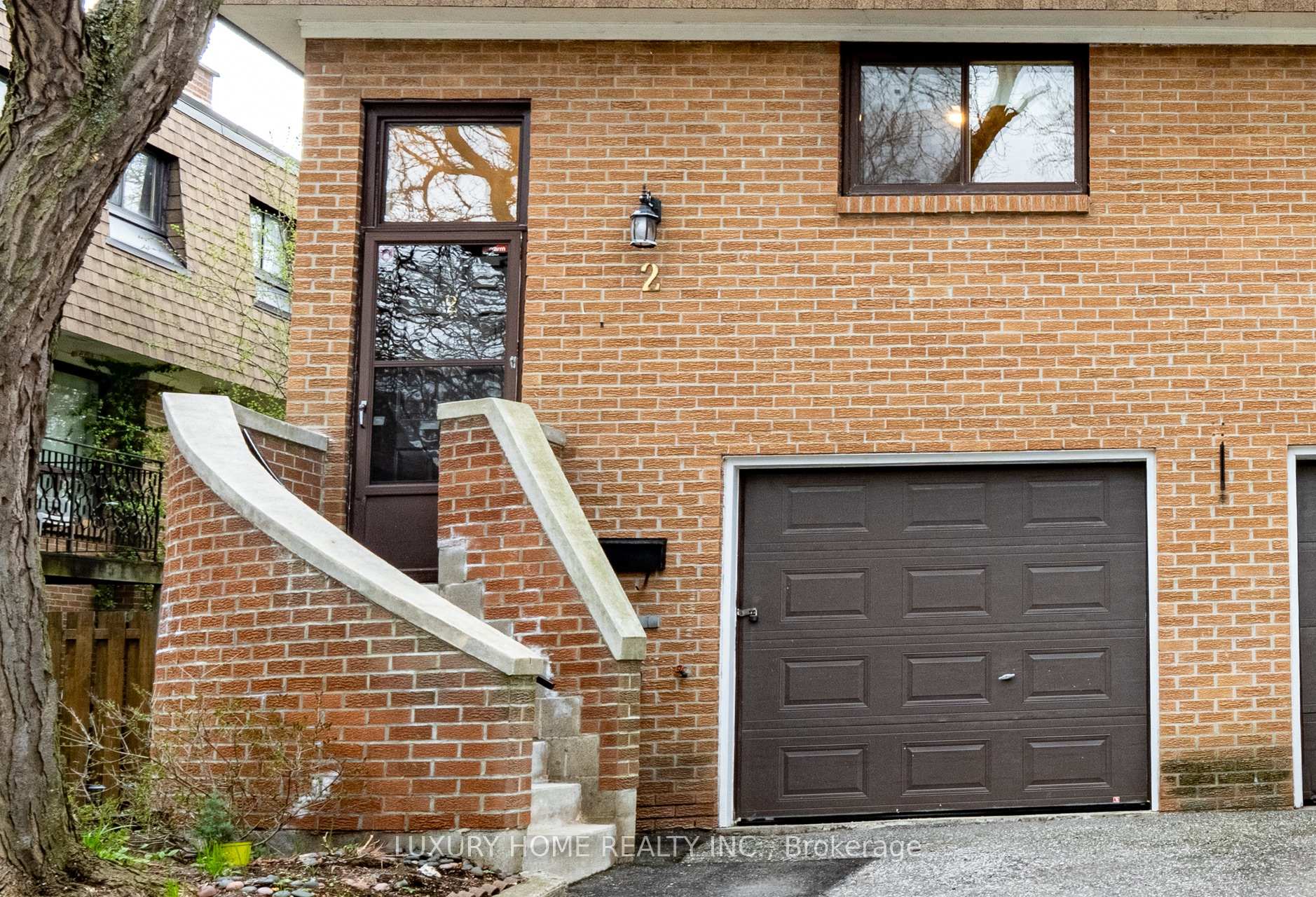 Photo 2 of Unit 2, 100 Henderson Avenue, Markham, Grandview — HOMEH