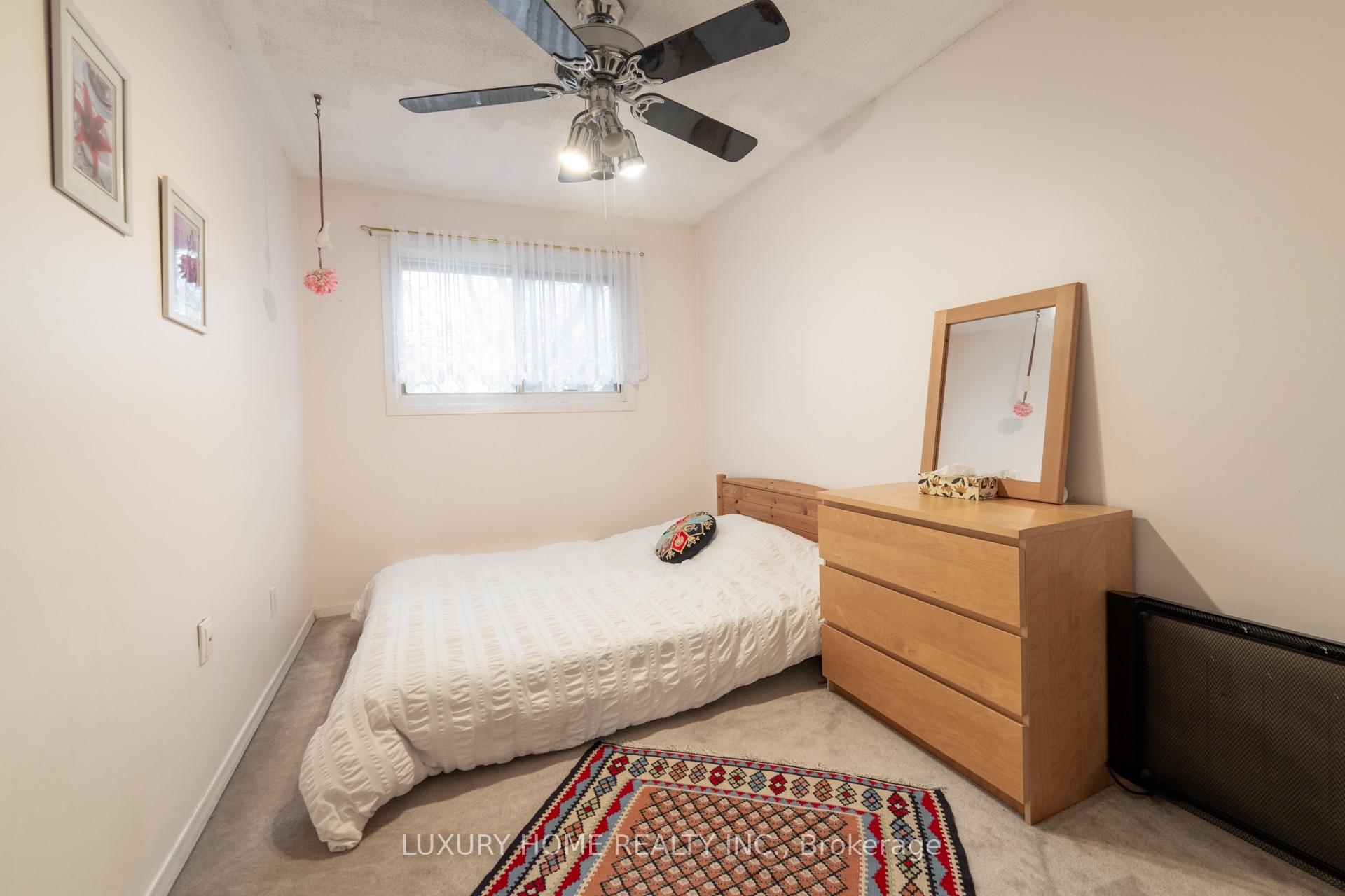 Photo 27 of Unit 2, 100 Henderson Avenue, Markham, Grandview — HOMEH