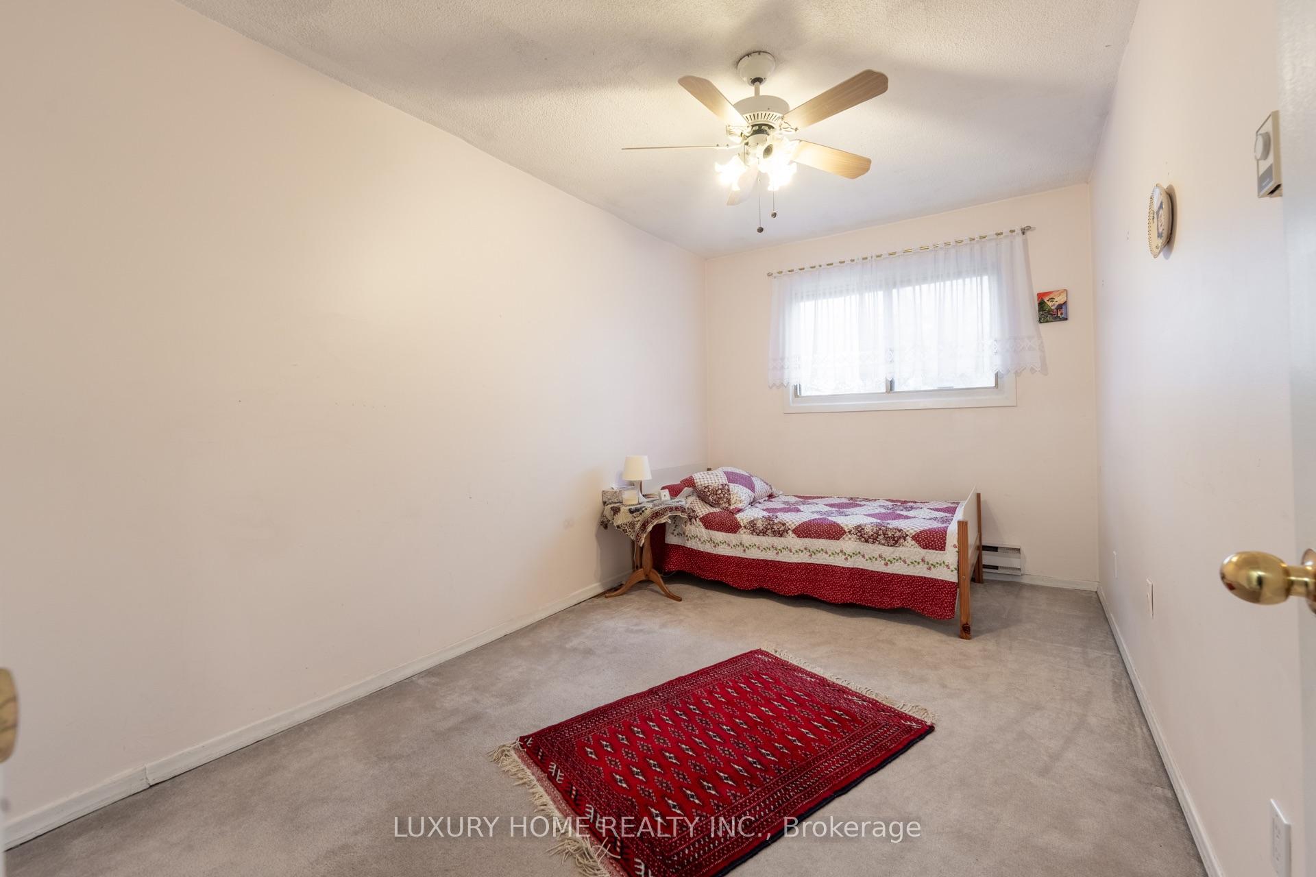 Photo 28 of Unit 2, 100 Henderson Avenue, Markham, Grandview — HOMEH