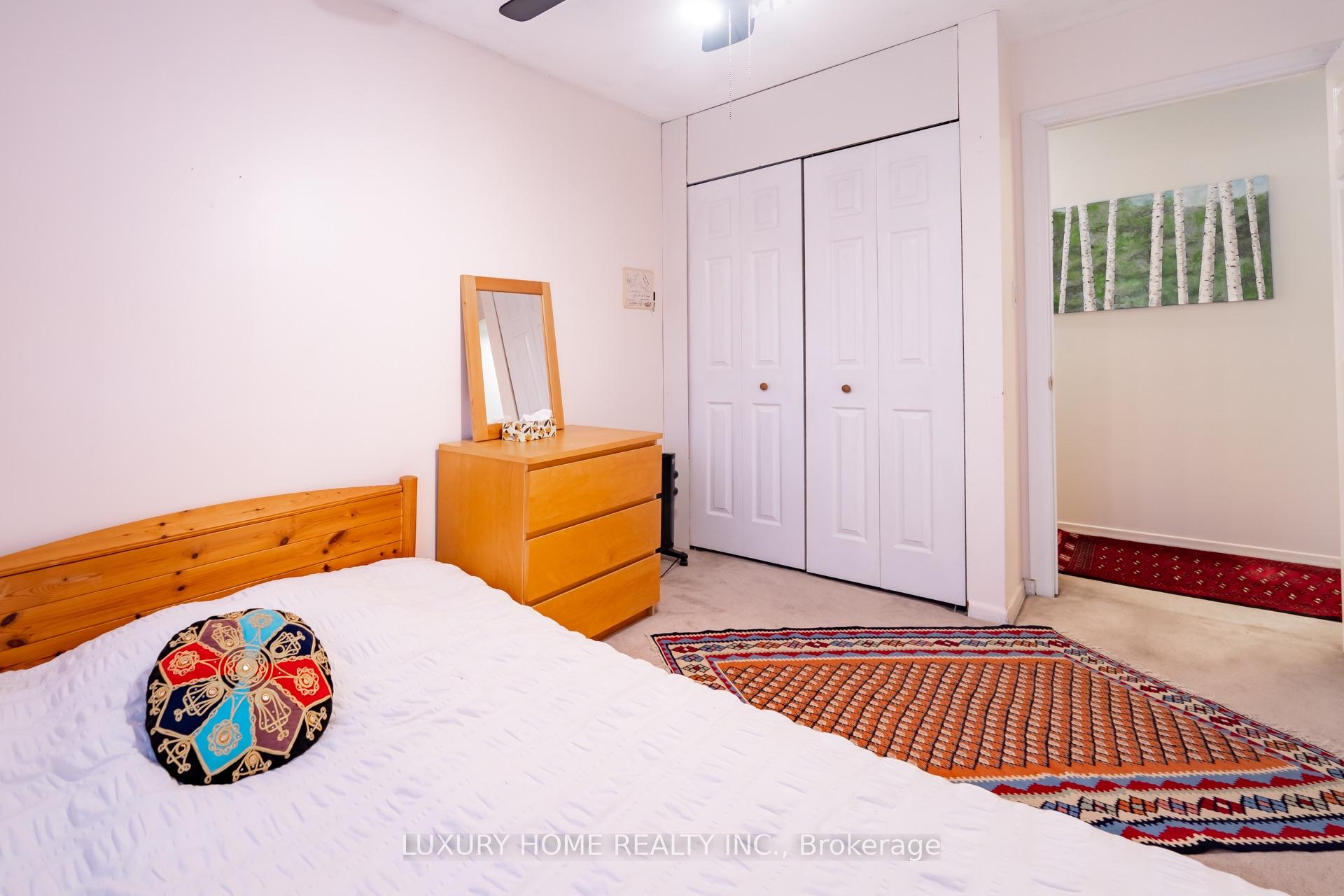 Photo 37 of Unit 2, 100 Henderson Avenue, Markham, Grandview — HOMEH