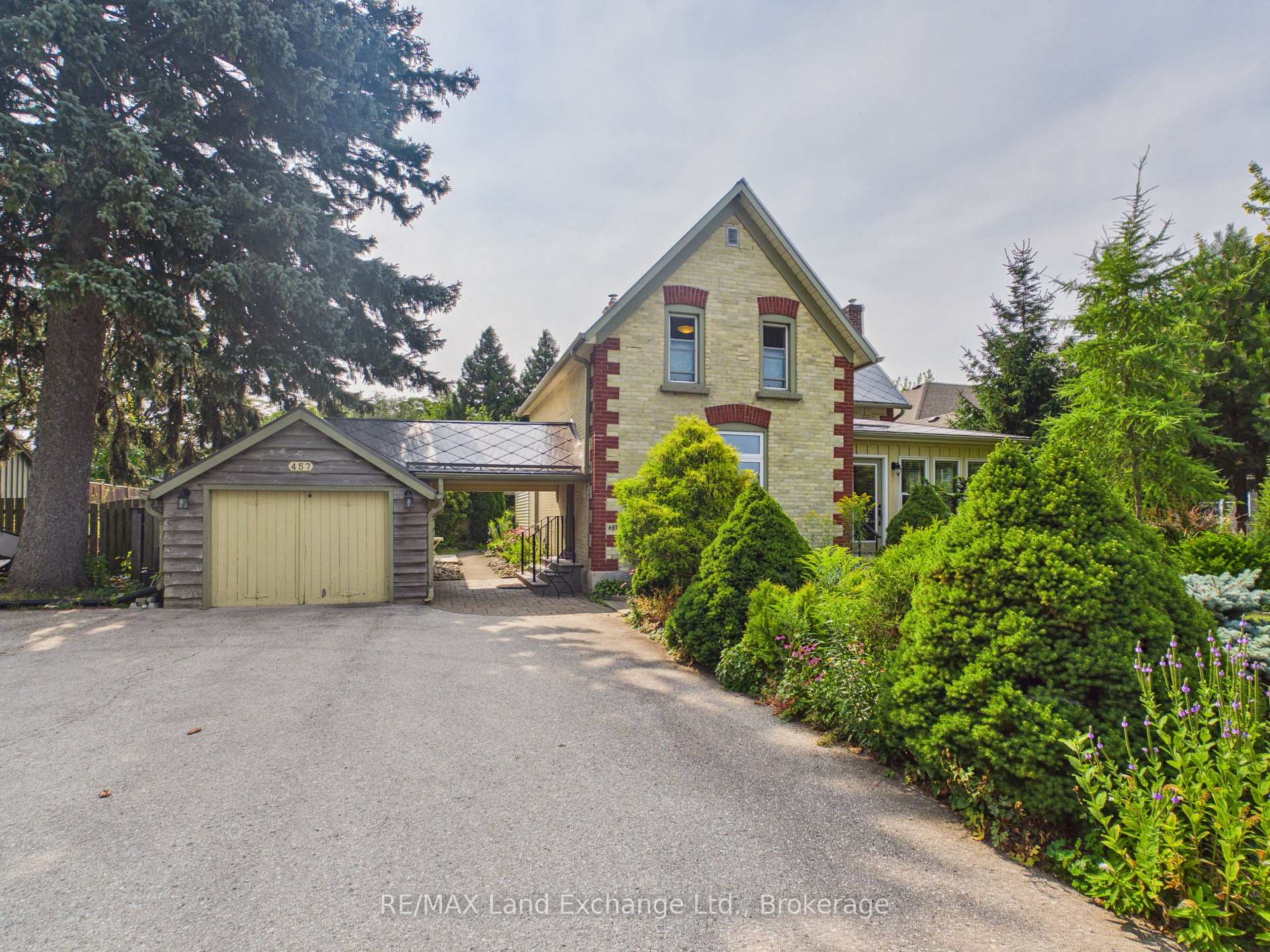 Photo 2 of 457 Penetangore Row S, Kincardine — HOMEH